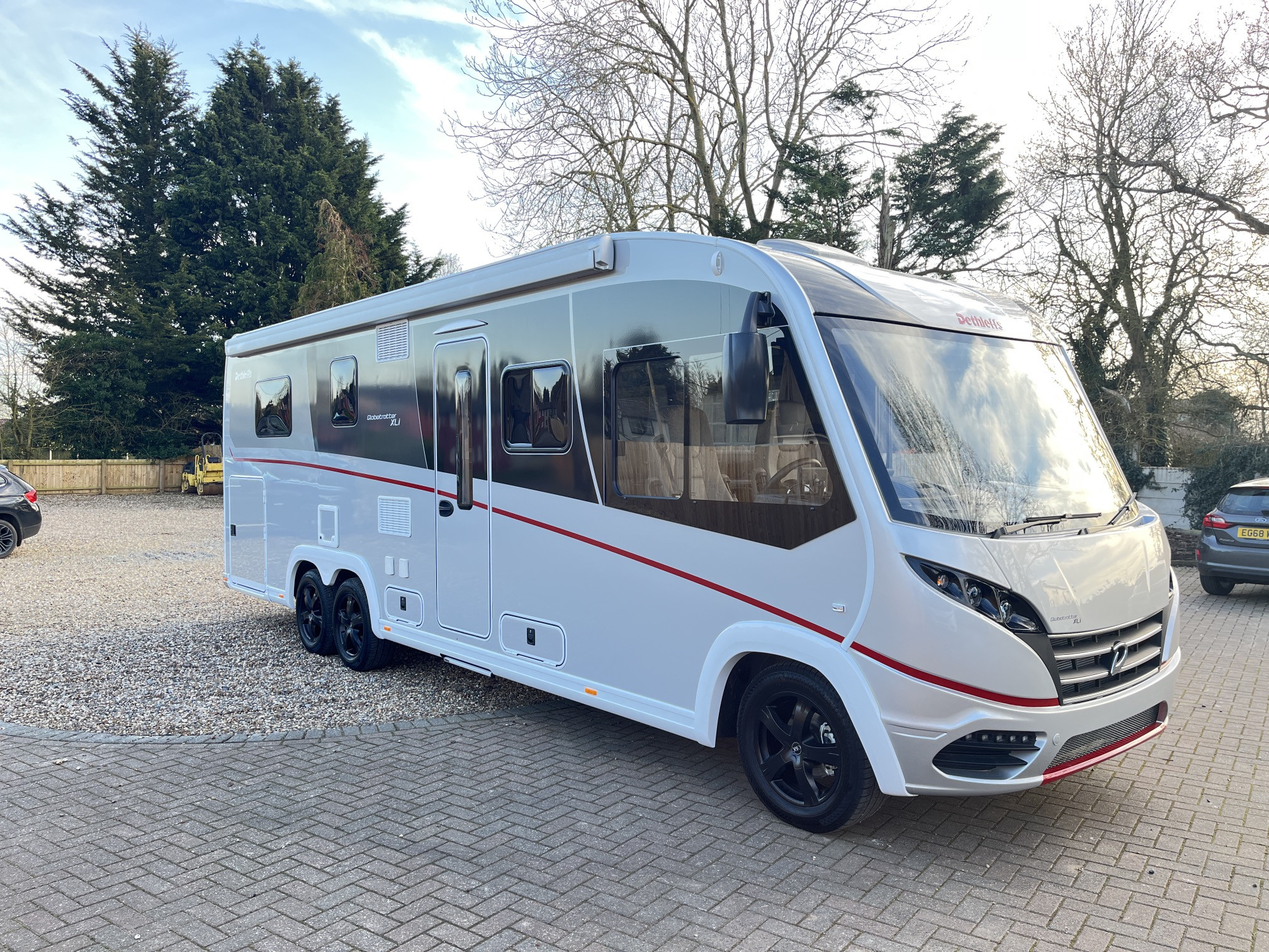 [general.product.image.short] 1 - Dethleffs Globetrotter XLI 7850-2 DBM 2024