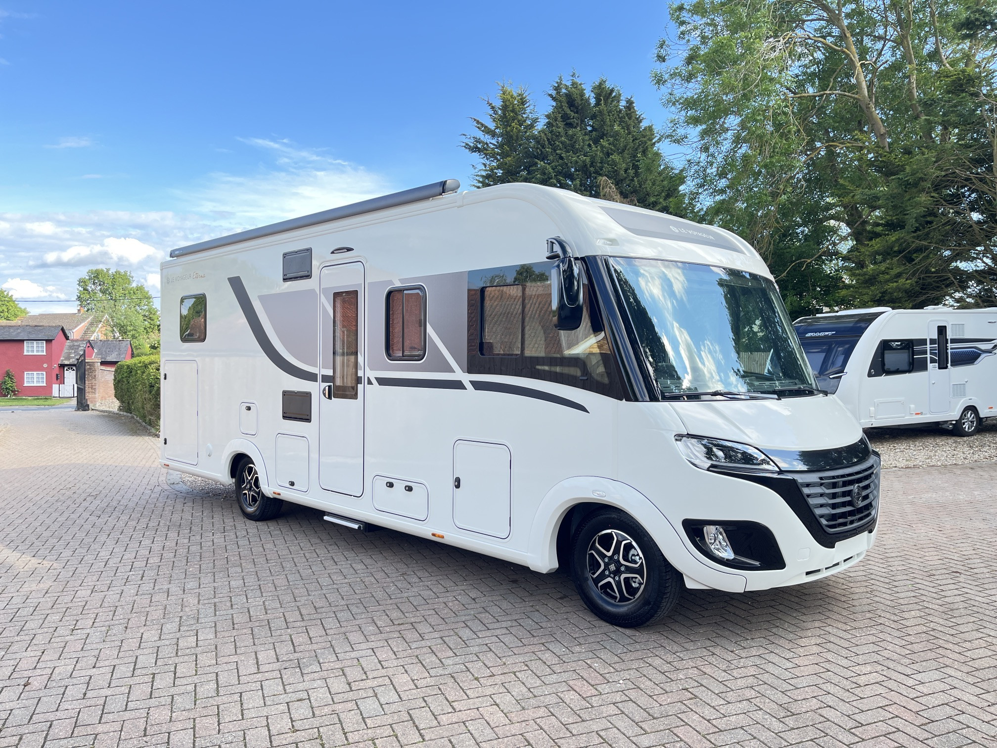 [general.product.image.short] 1 - Le Voyageur ETERNA LV 7.8 GJF 2025