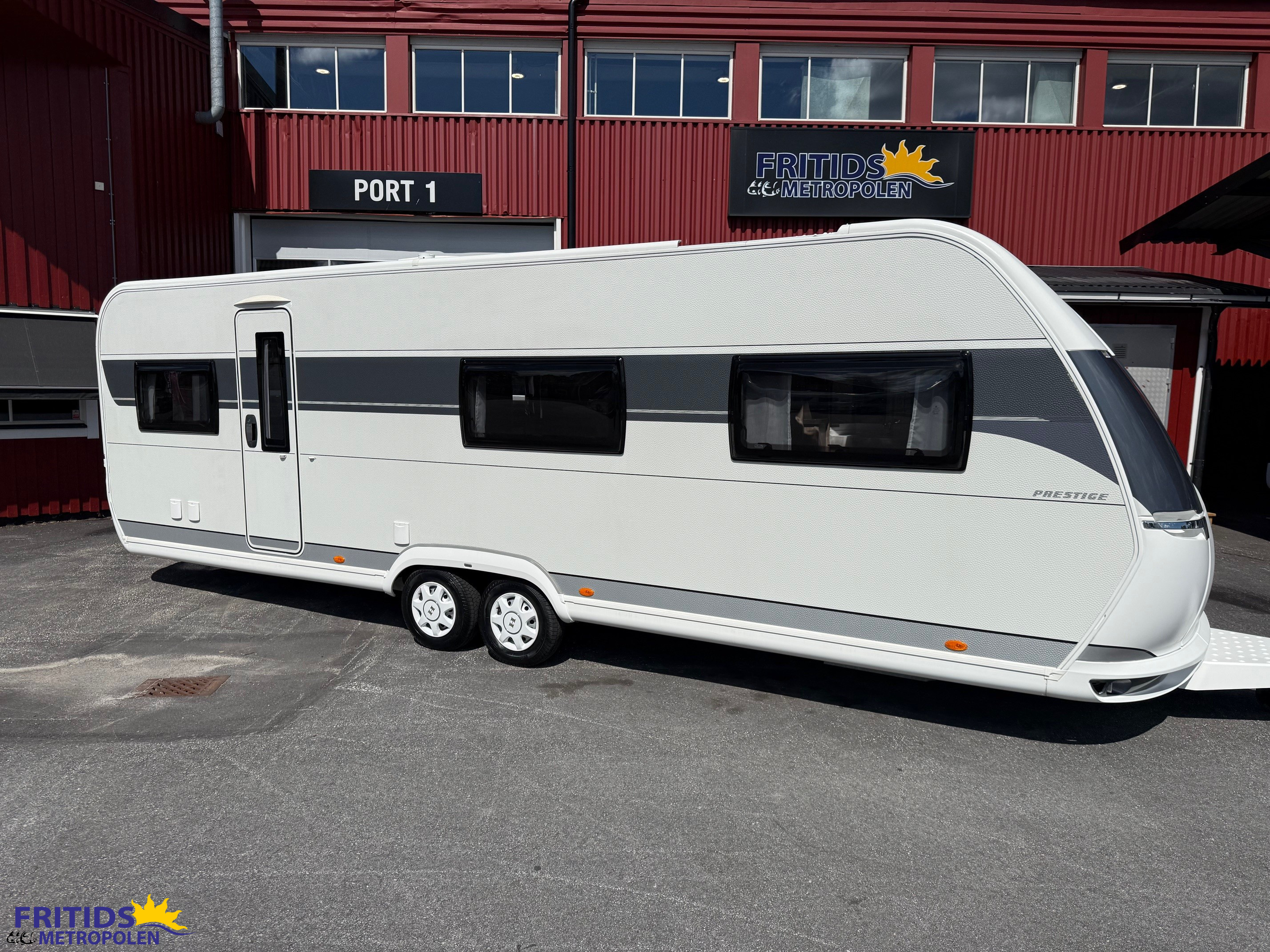 Produktbild 1 - Hobby 720 UKFE Prestige  AC-ALDE-ALDE golv 2022