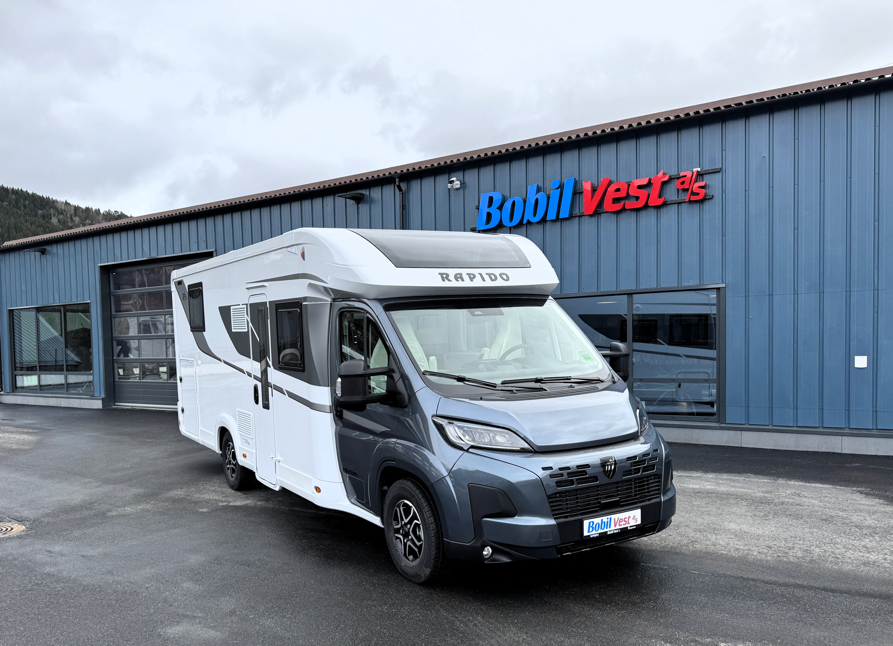 [general.product.image.short] 1 - Rapido 696F Jubileumsmodell  2026