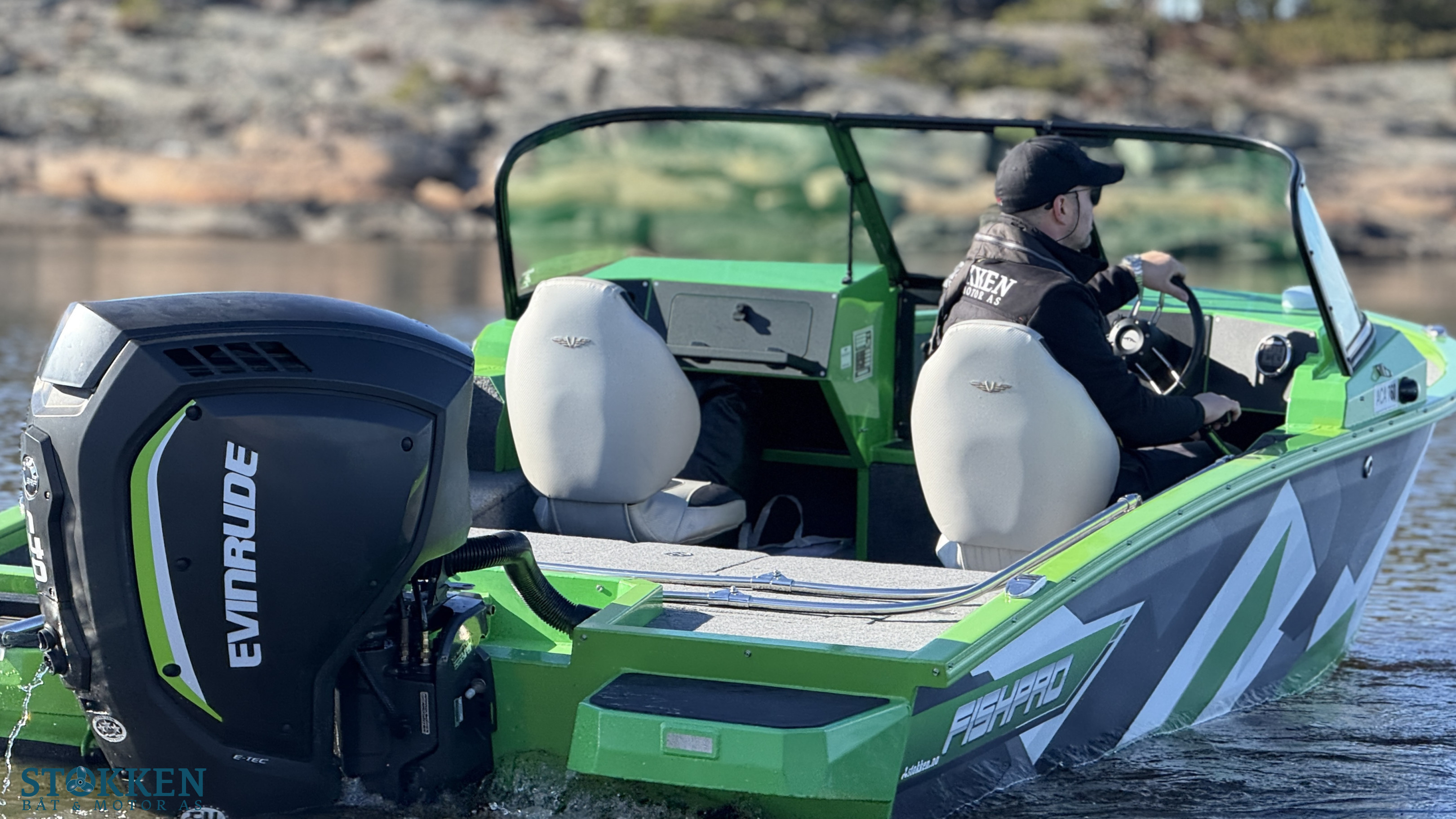 [general.product.image.short] 1 - V-Boats FishPro 54 - Evinrude 140HK G2 2020