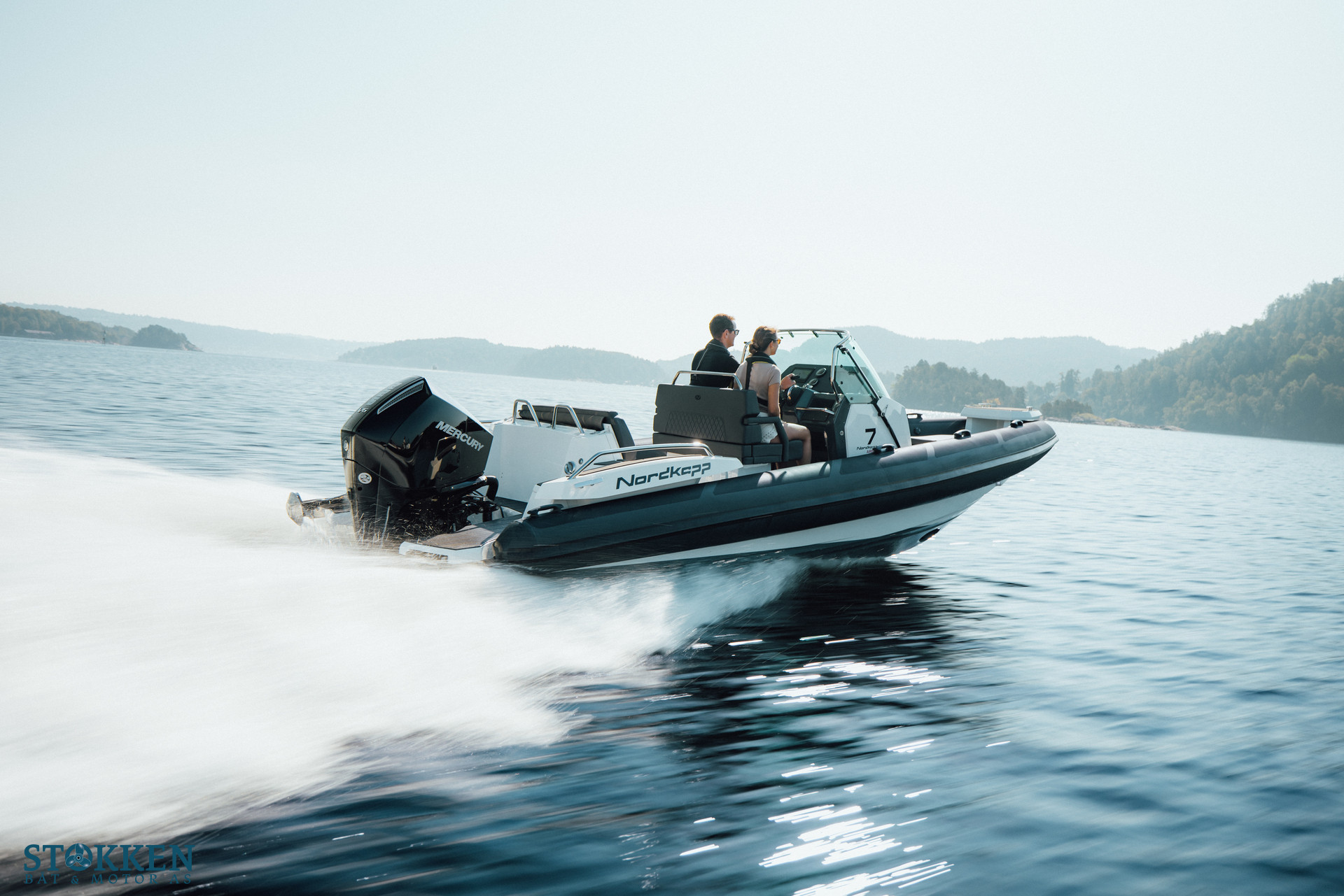 [general.product.image.short] 1 - Nordkapp Airborne 7 RIB - Hvit Mercury 250hk - Ink