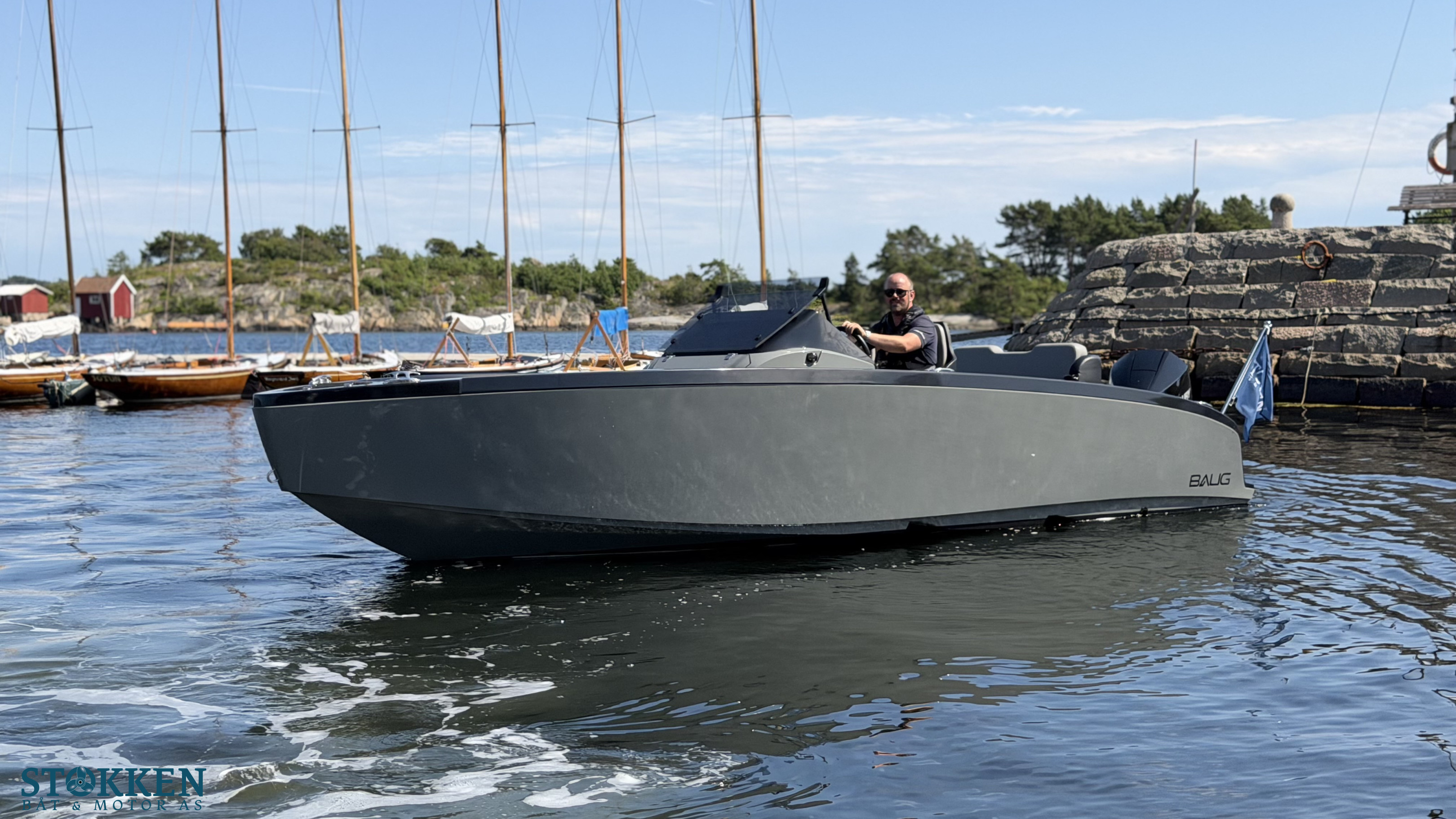 [general.product.image.short] 1 - BAUG Tjueen - Mercury 175hk V6 - Demobåt 2025