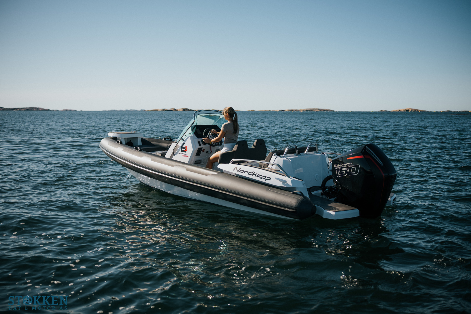 [general.product.image.short] 1 - Nordkapp Airborne 6.3 - Hvit Mercury Racing 150hk 