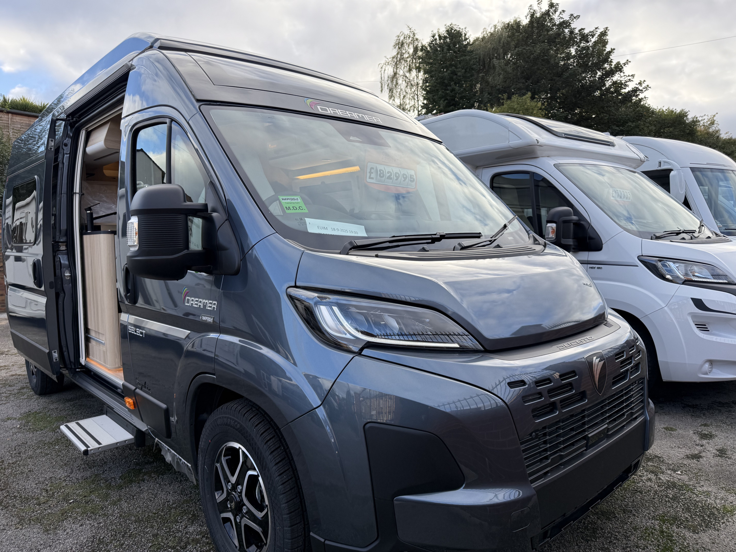 [general.product.image.short] 1 - Dreamer D68 UP Saphir select 2025