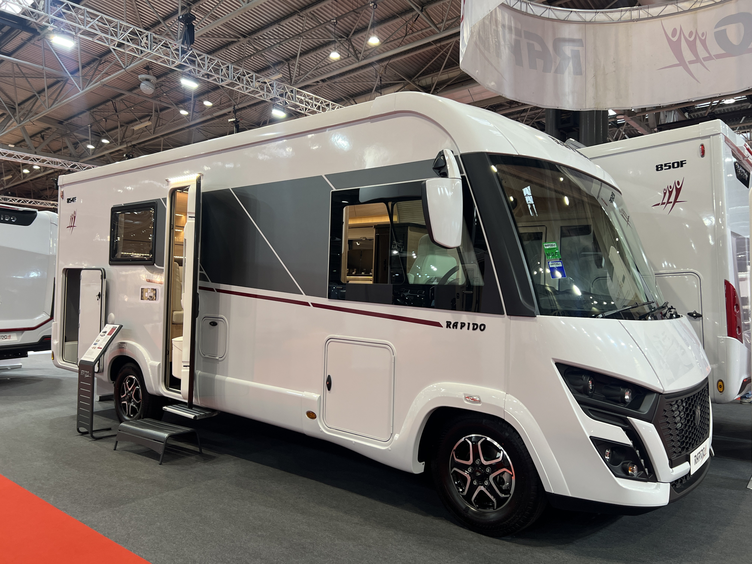 [general.product.image.short] 1 - Rapido 854F 2026