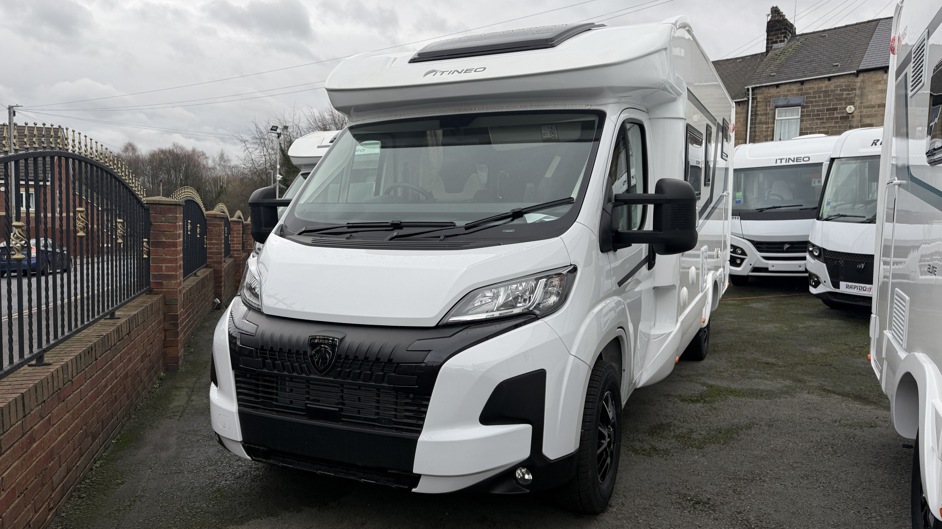 [general.product.image.short] 1 - Itineo Cozi PJ700 By Rapido 2.2 HDi 140BHP 2026