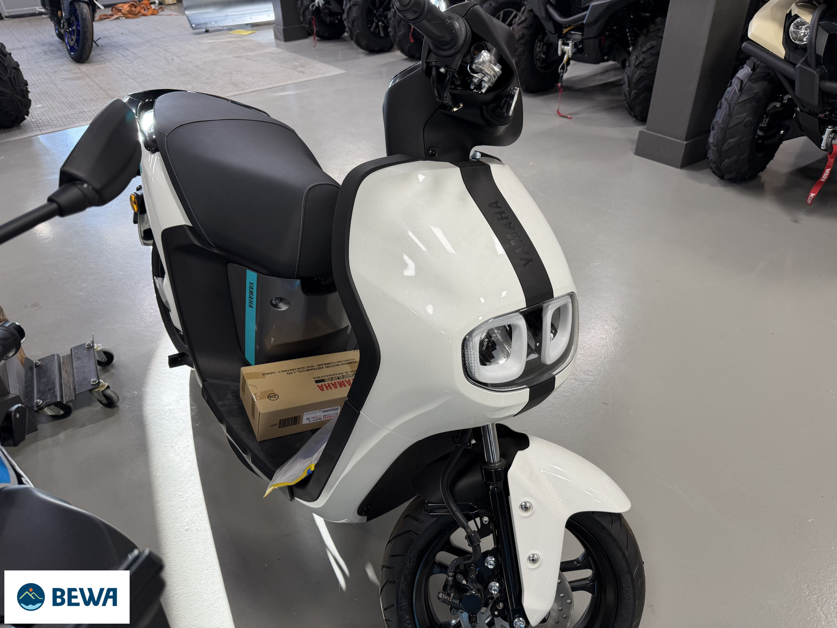 Produktbild 1 - Yamaha Yamaha NEOS Dual Battery VIT 2022