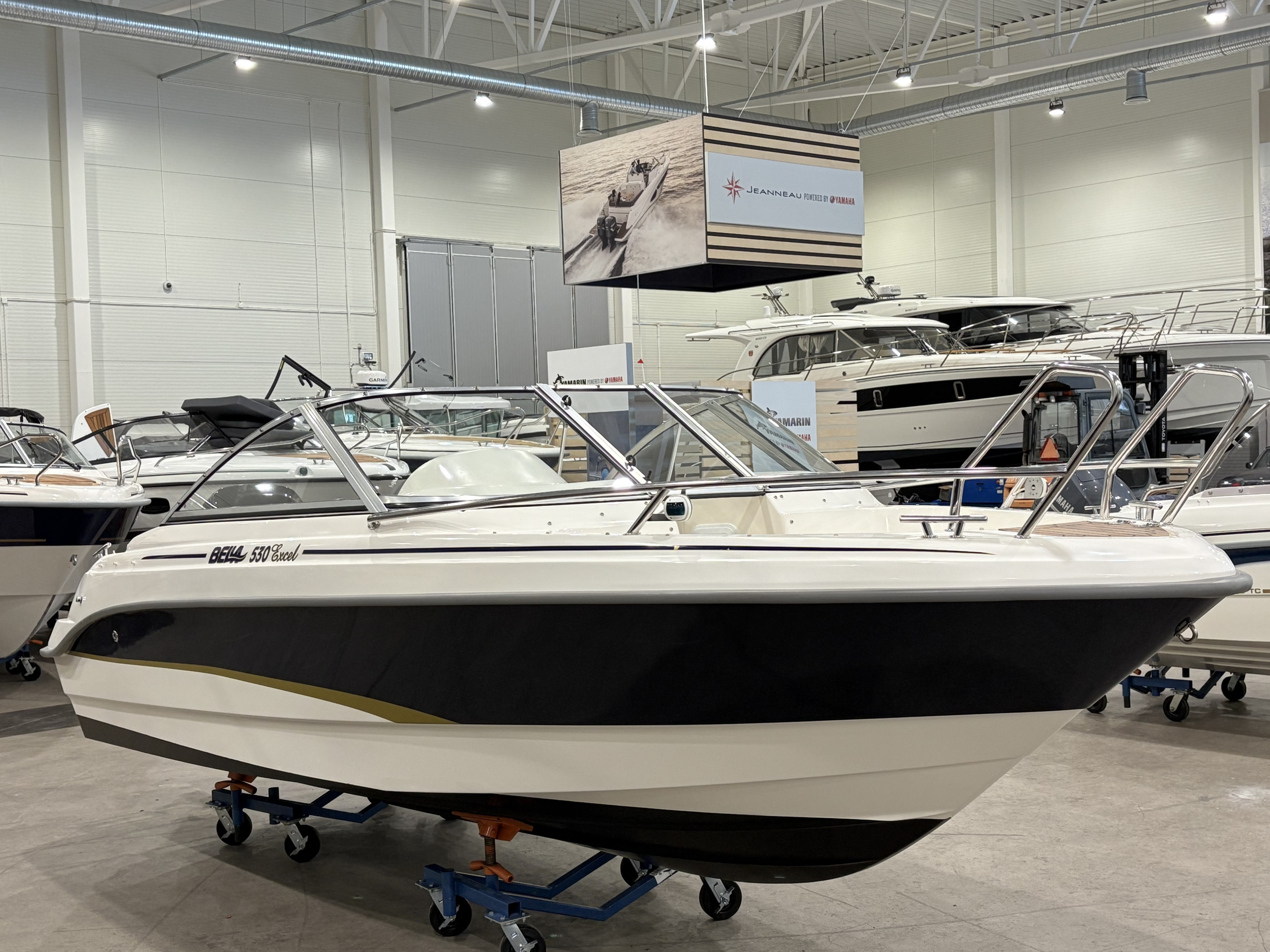 Produktbild 1 - Bella 530 Excel Mercury 90 Optimax 2011