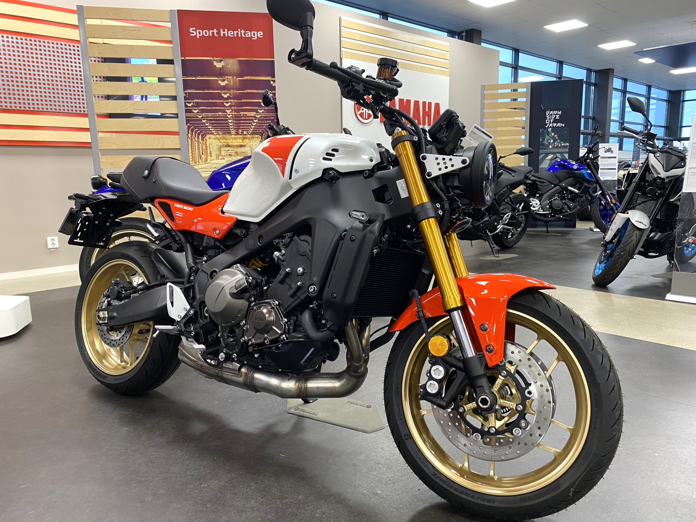 Produktbild 1 - Yamaha XSR900 2024