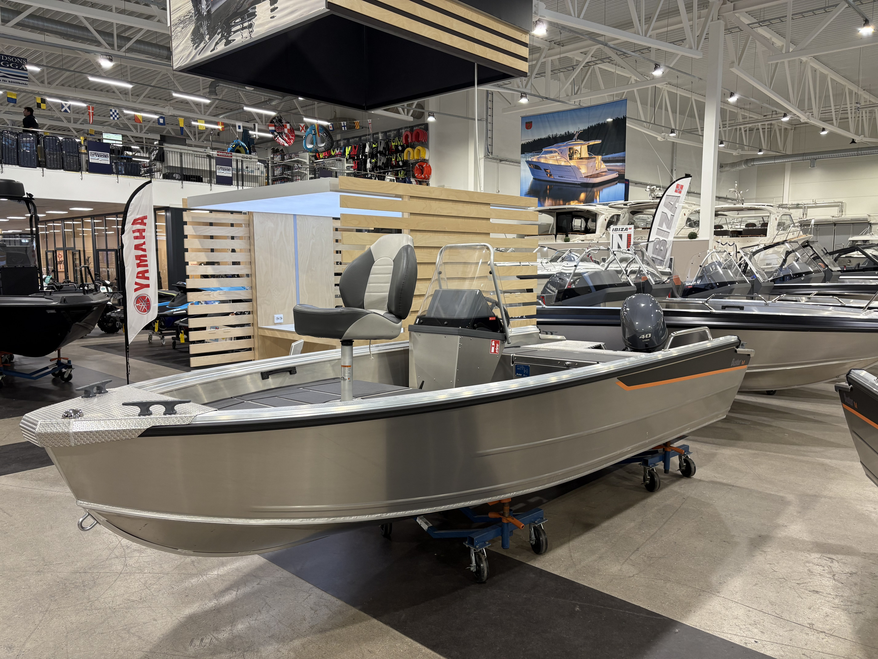 Produktbild 1 - Buster M1 PRO FISHING Yamaha F40FETL 2024