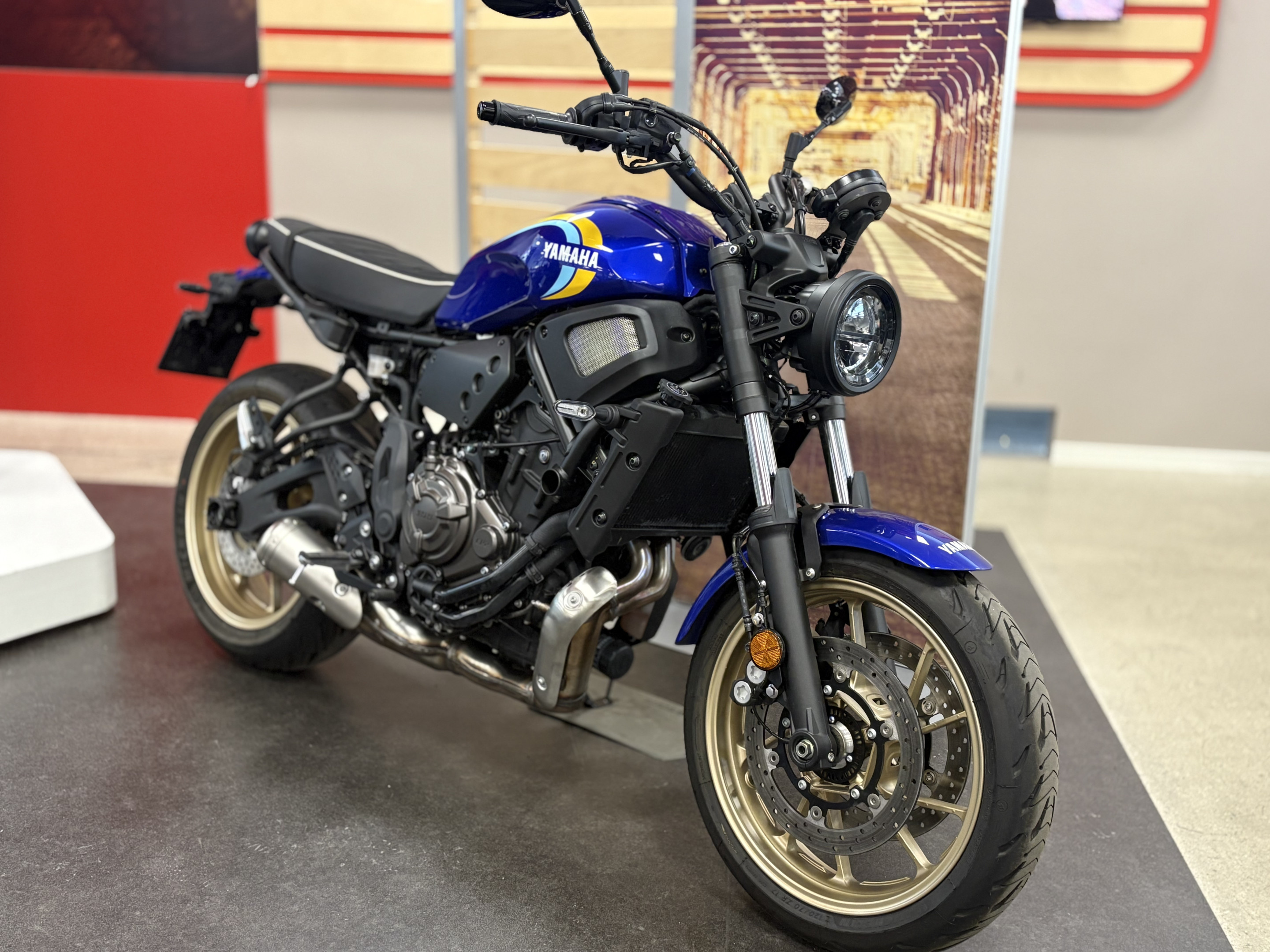 Produktbild 1 - Yamaha XSR700 2024 Demo - 84 mil 2024