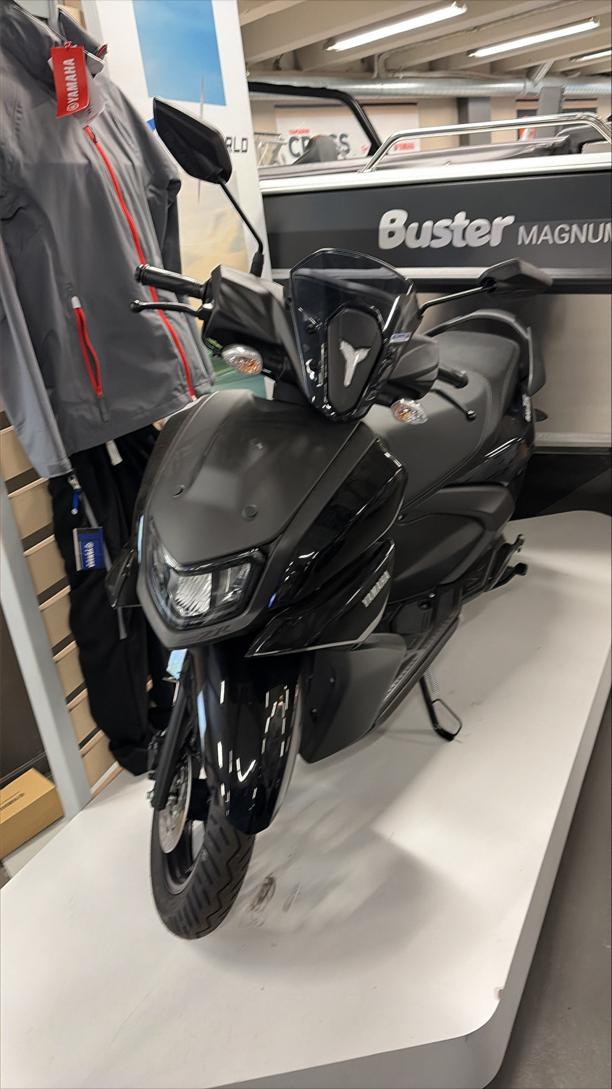Produktbild 1 - Yamaha RAY´ZR 125 BLACK 2024
