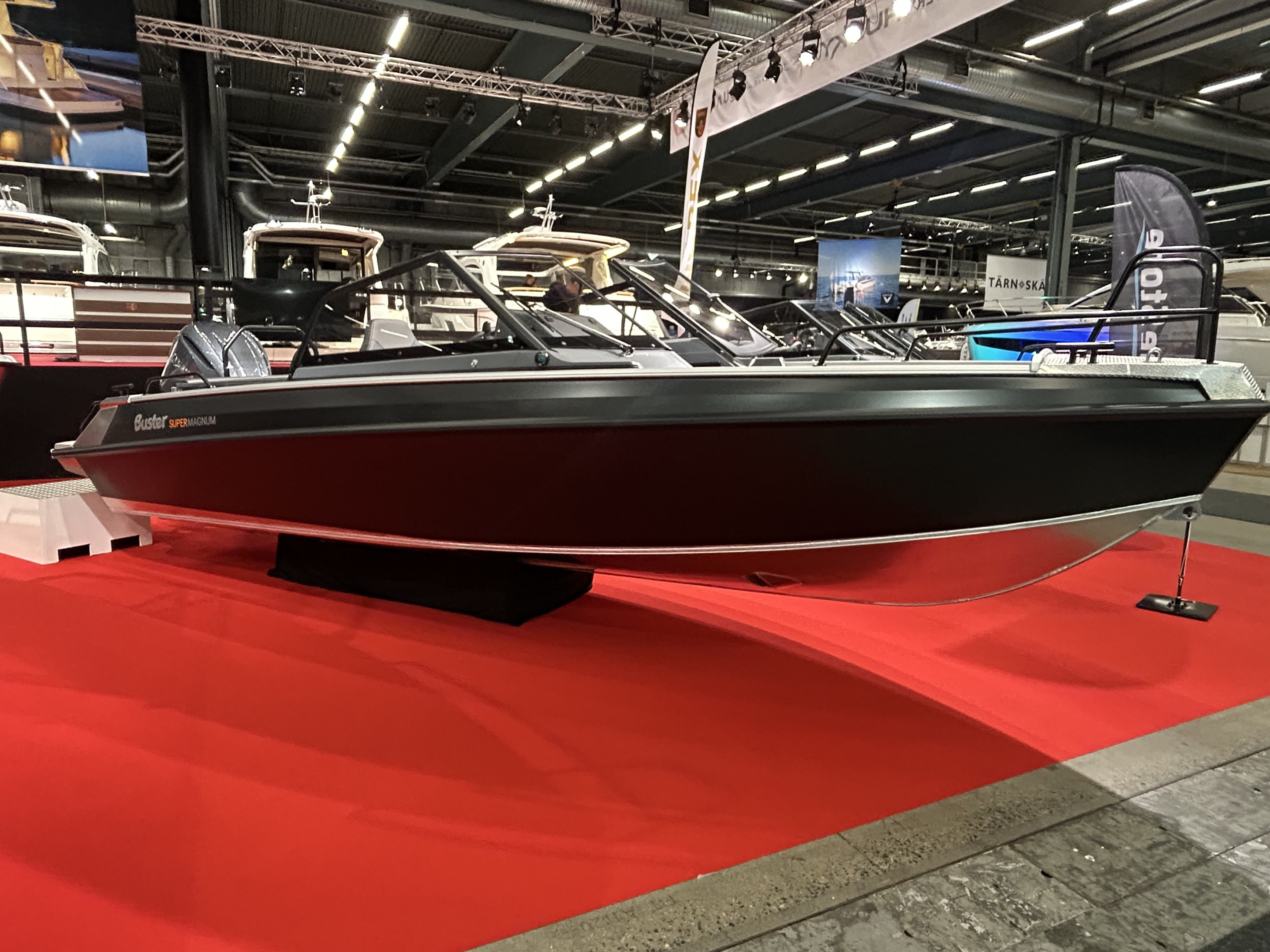 Produktbild 1 - Buster SUPERMAGNUM + Yamaha F350XSA 2025