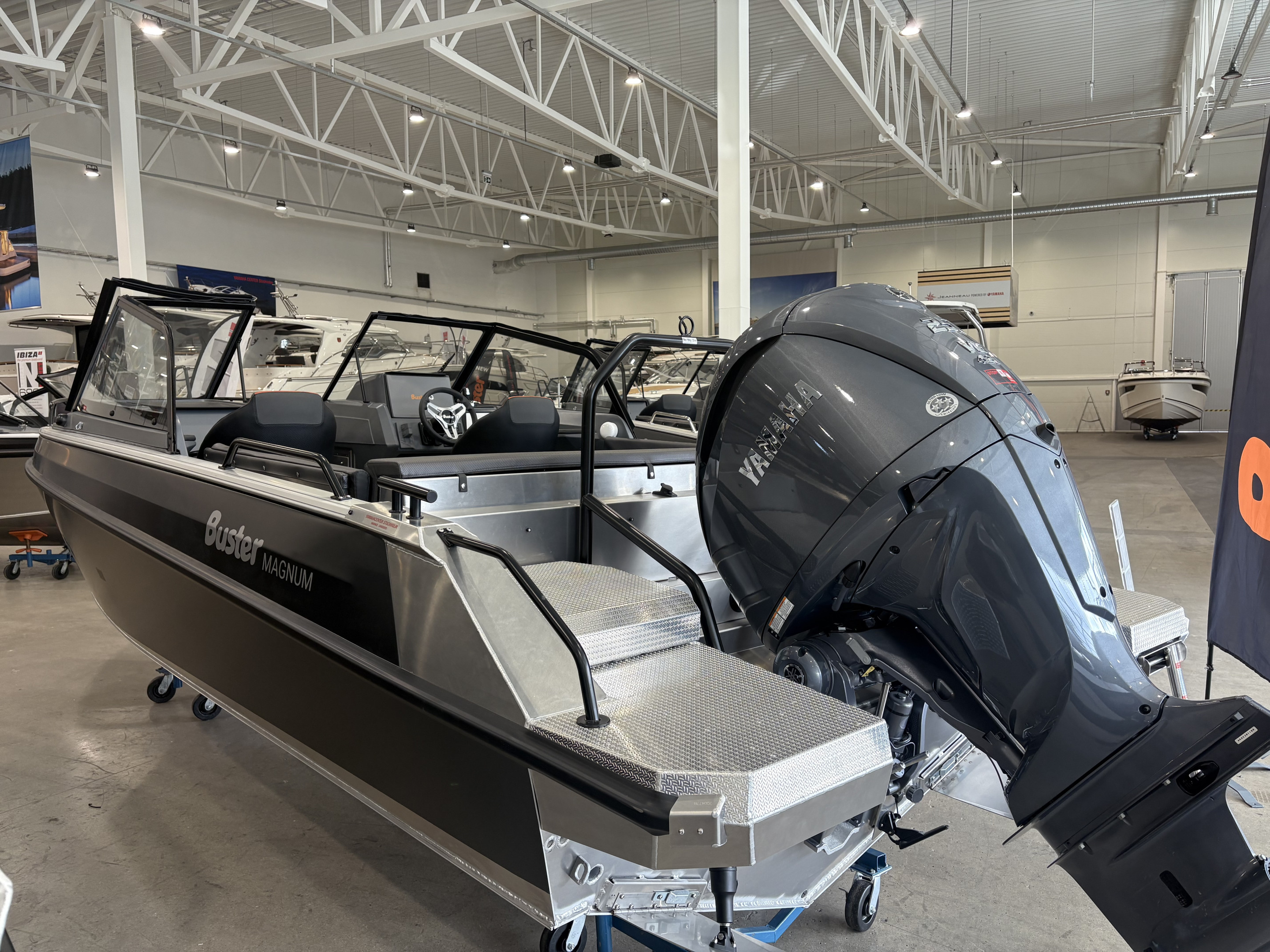 Produktbild 1 - Buster Buster Magnum 2025 Yamaha F250XSB Joystick 