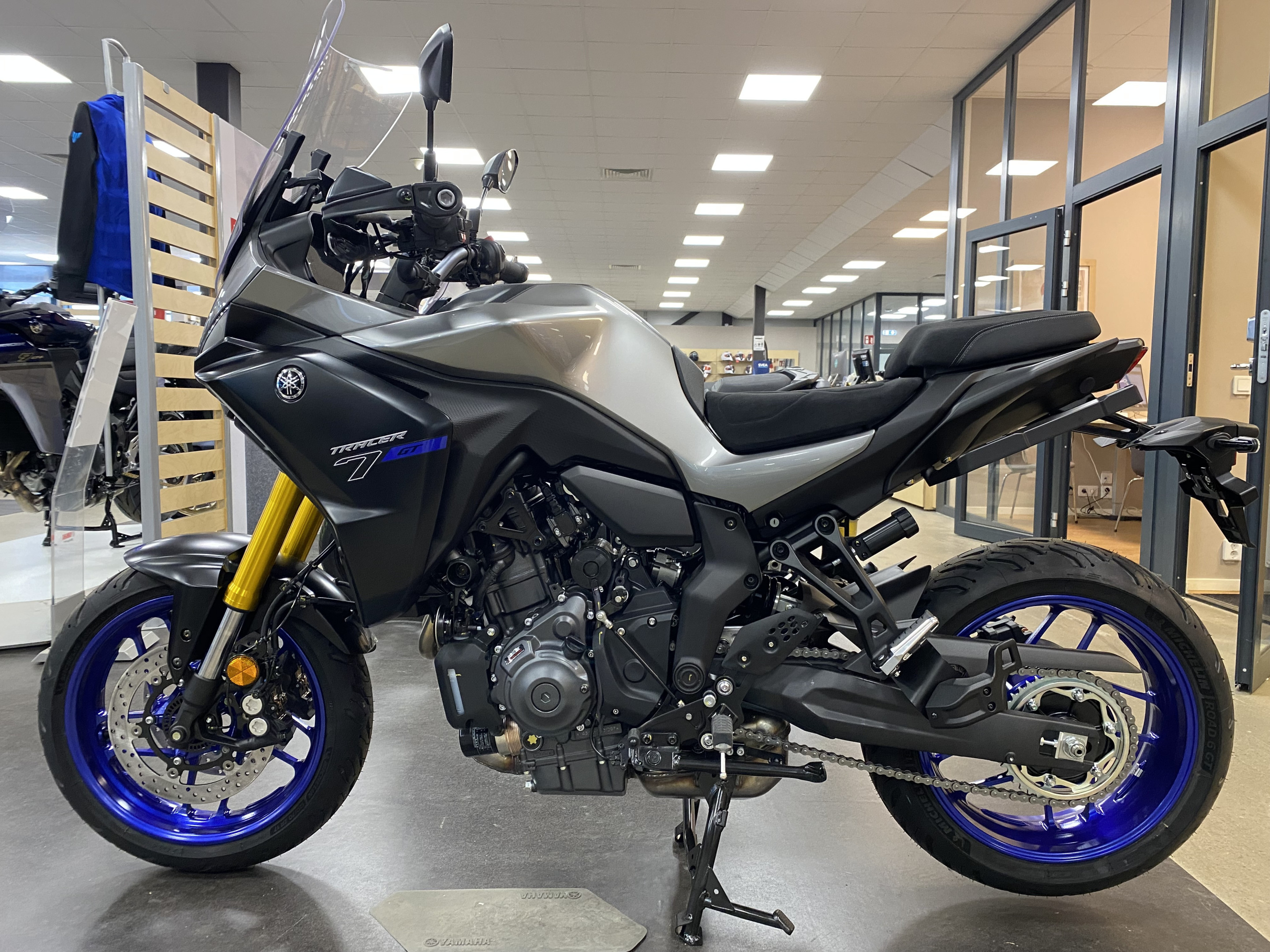 Produktbild 1 - Yamaha TRACER 7 GT 2025 Icon Performance          