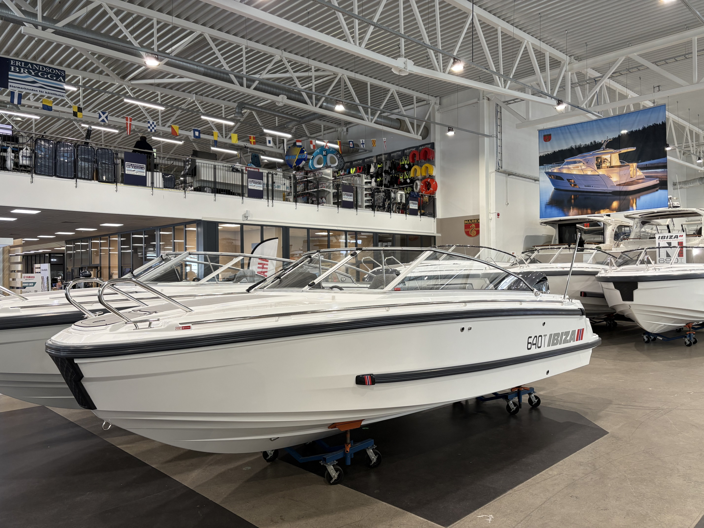 Produktbild 1 - Ibiza 640 Touring  Yamaha F150 XCC NYHET! 2026
