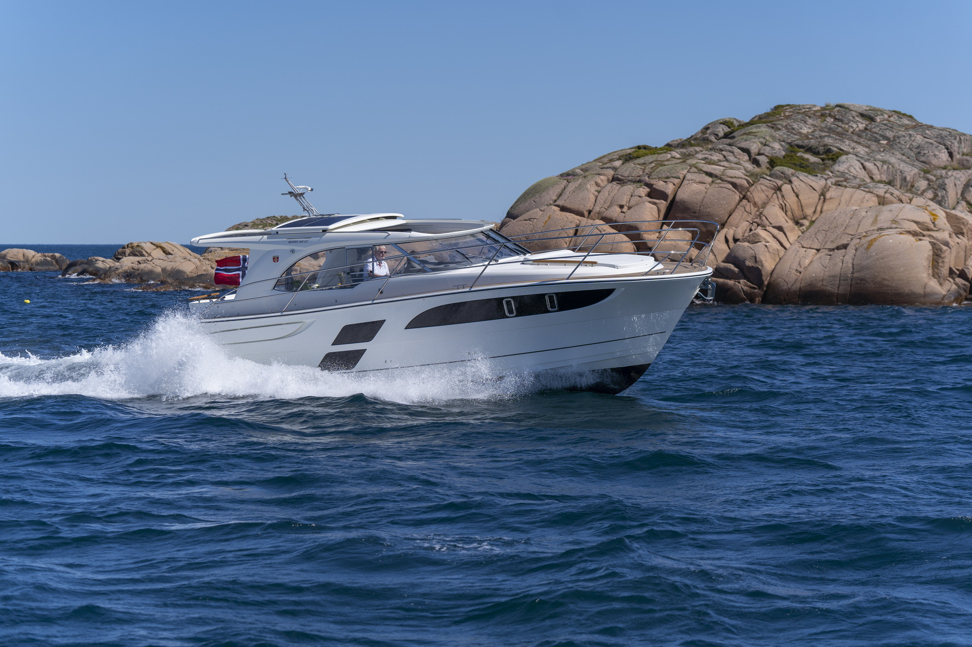 Produktbild 1 - Marex 360 Cabriolet Cruiser 2 x Volvo Penta D4-320