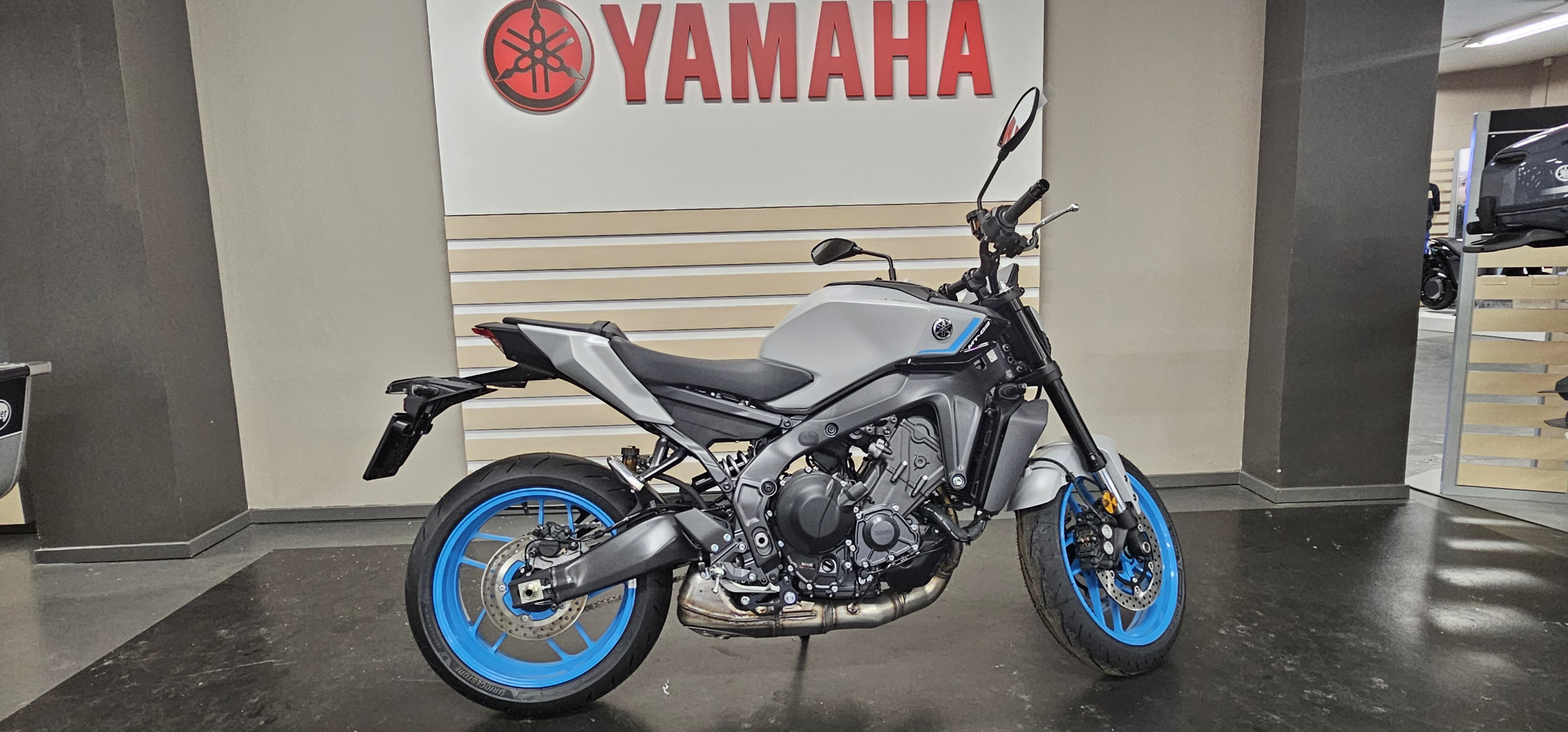 Produktbild 1 - Yamaha MT-09 2025 ICE STORM 2025