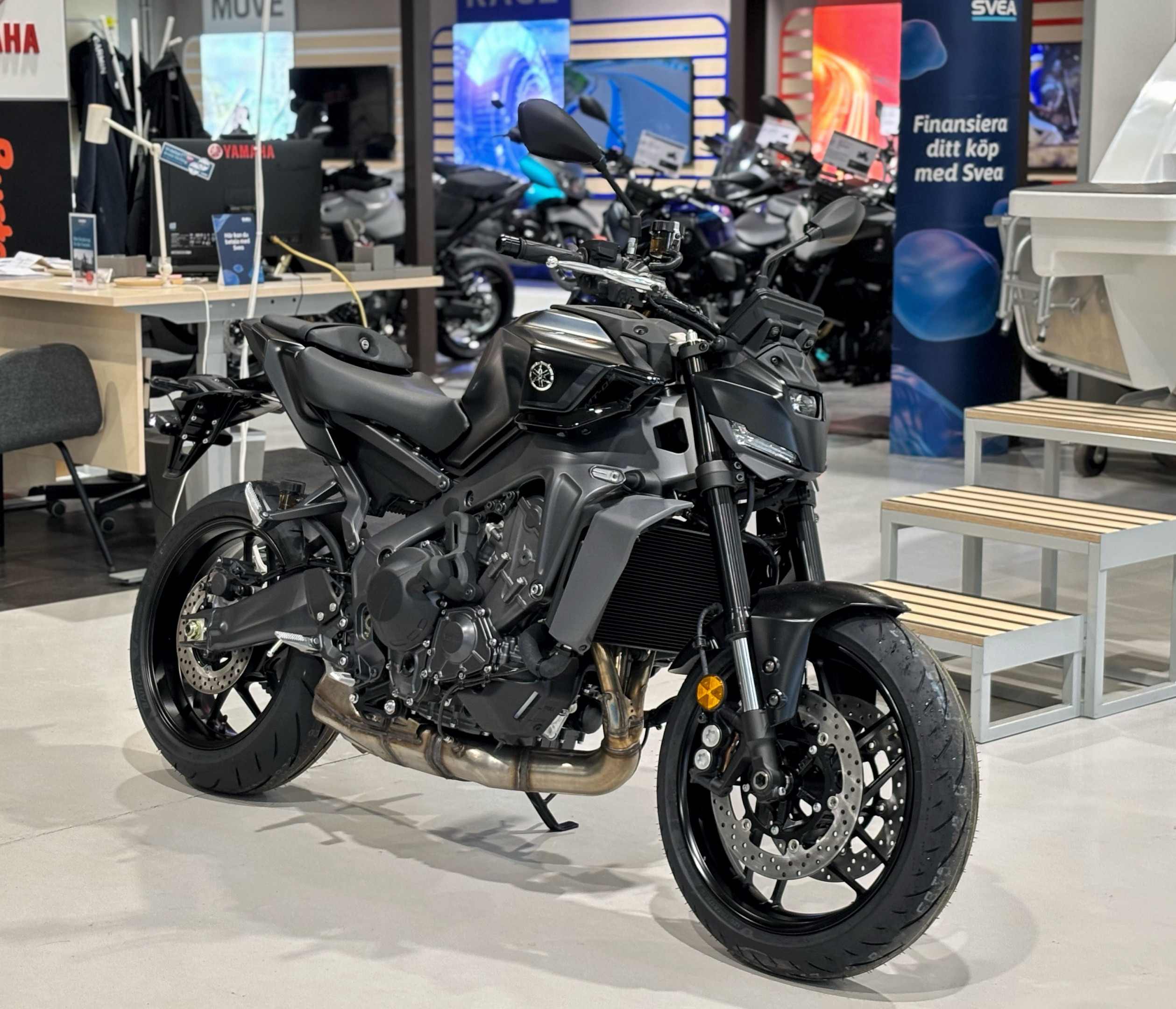 Produktbild 1 - Yamaha MT-09 Tech Black              2025