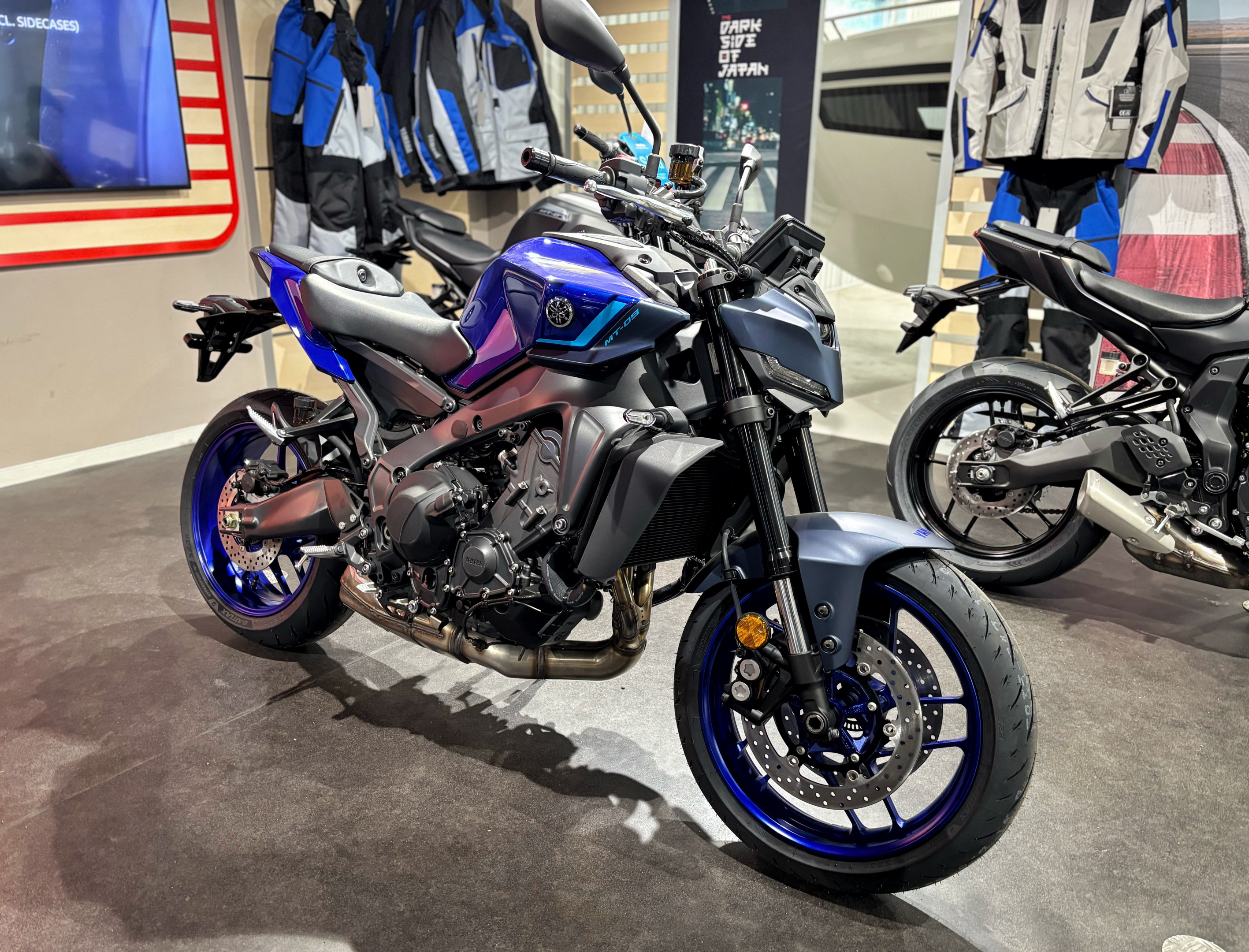Produktbild 1 - Yamaha MT-09 Icon Blue 2025