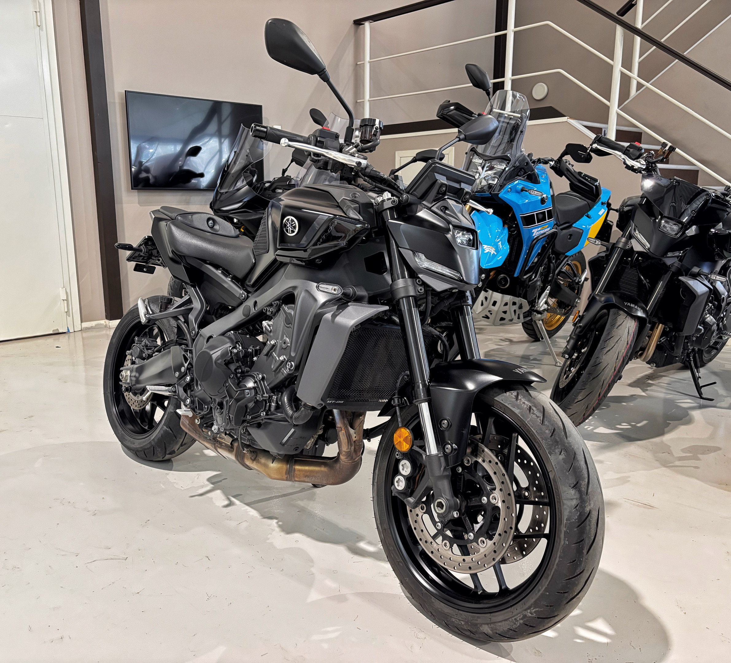 Produktbild 1 - Yamaha MT-09 Tech Black 2024