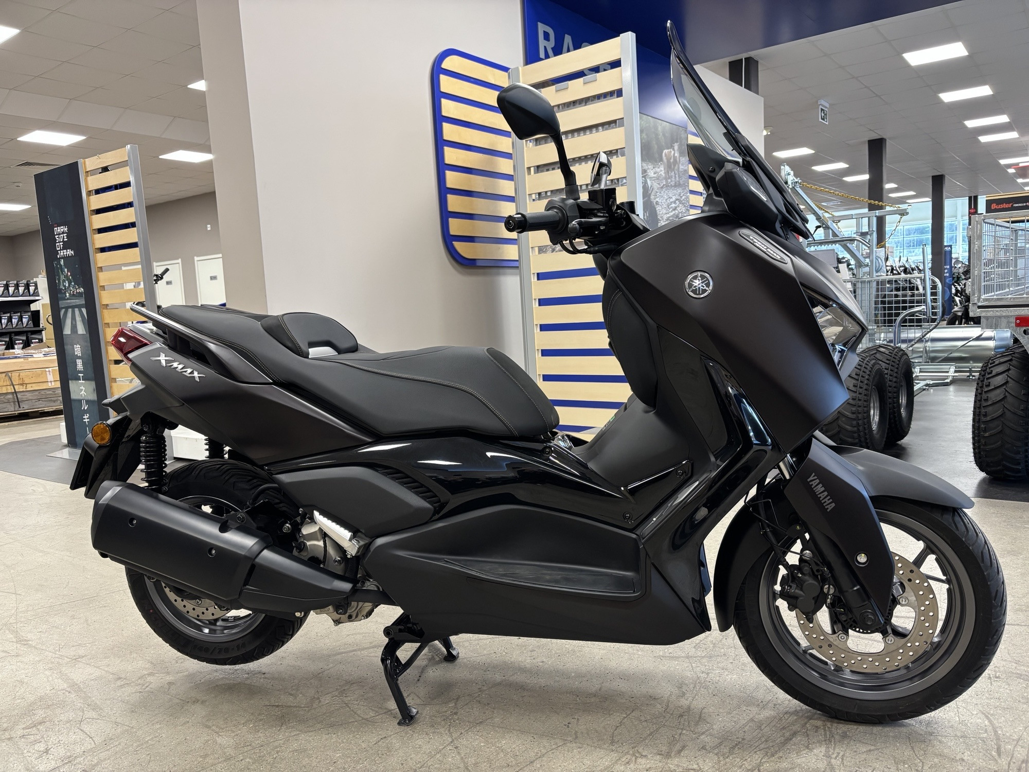 Produktbild 1 - Yamaha XMAX 300 TECHMAX 2024