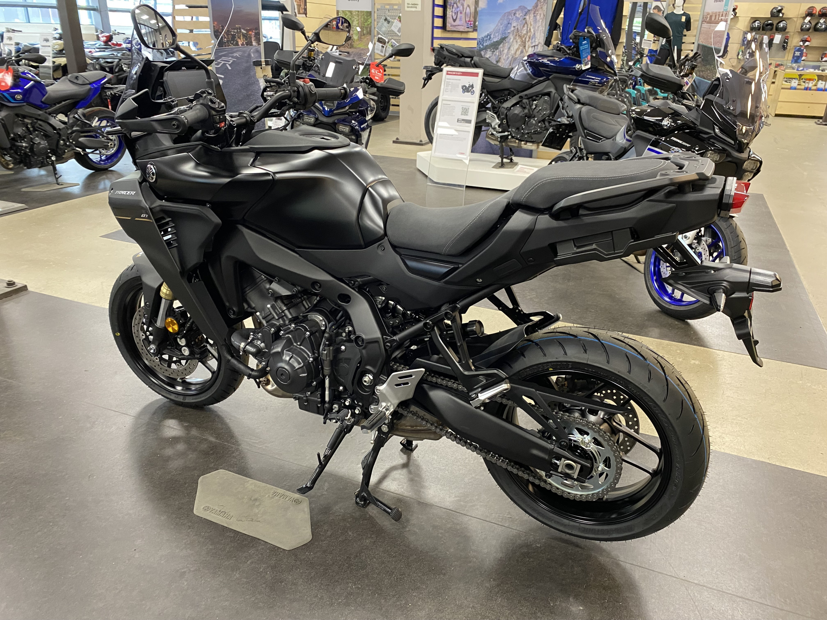 Produktbild 1 - Yamaha TRACER 9 GT Tech Black         2025