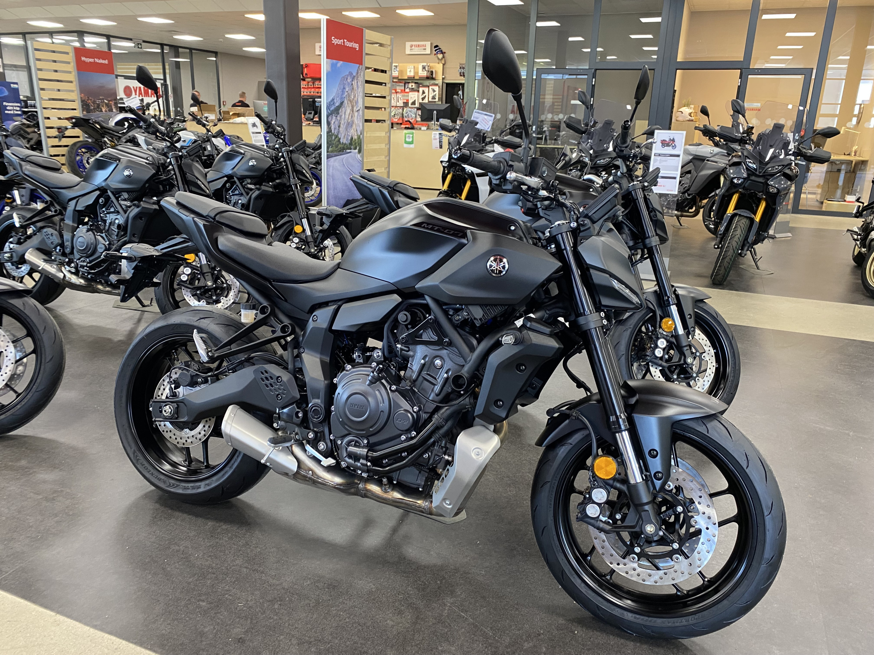 Produktbild 1 - Yamaha MT-07 TECH BLACK  2026