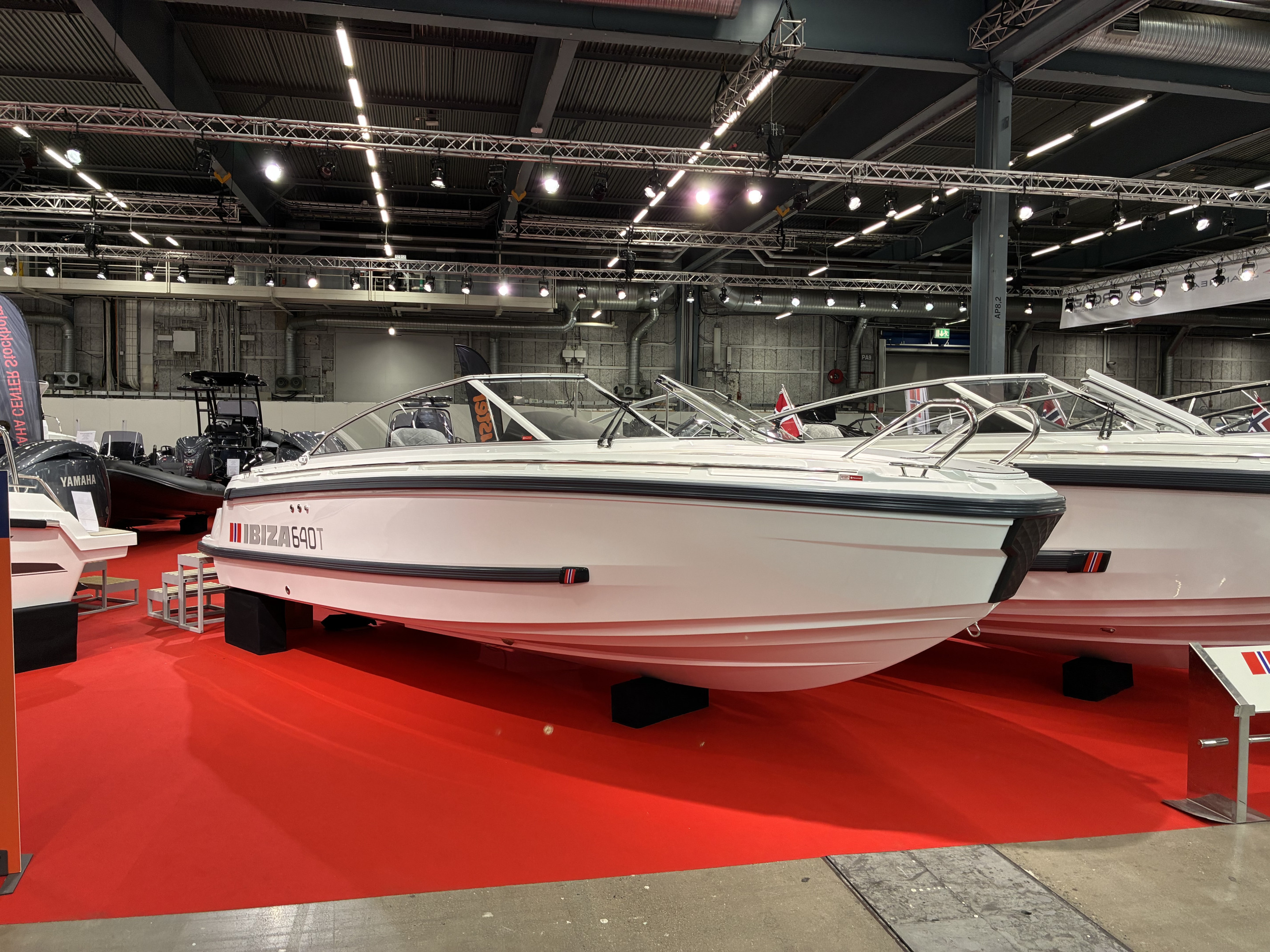 Produktbild 1 - Ibiza 640 Touring + F150 XCB 2026