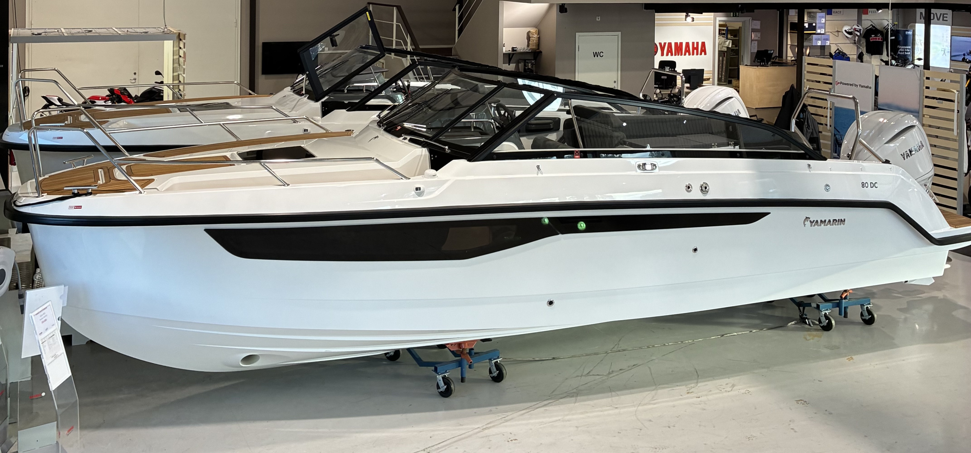 Produktbild 1 - Yamarin  80 DC Niroxx Teak+F350 XSA2 Med Joystick 