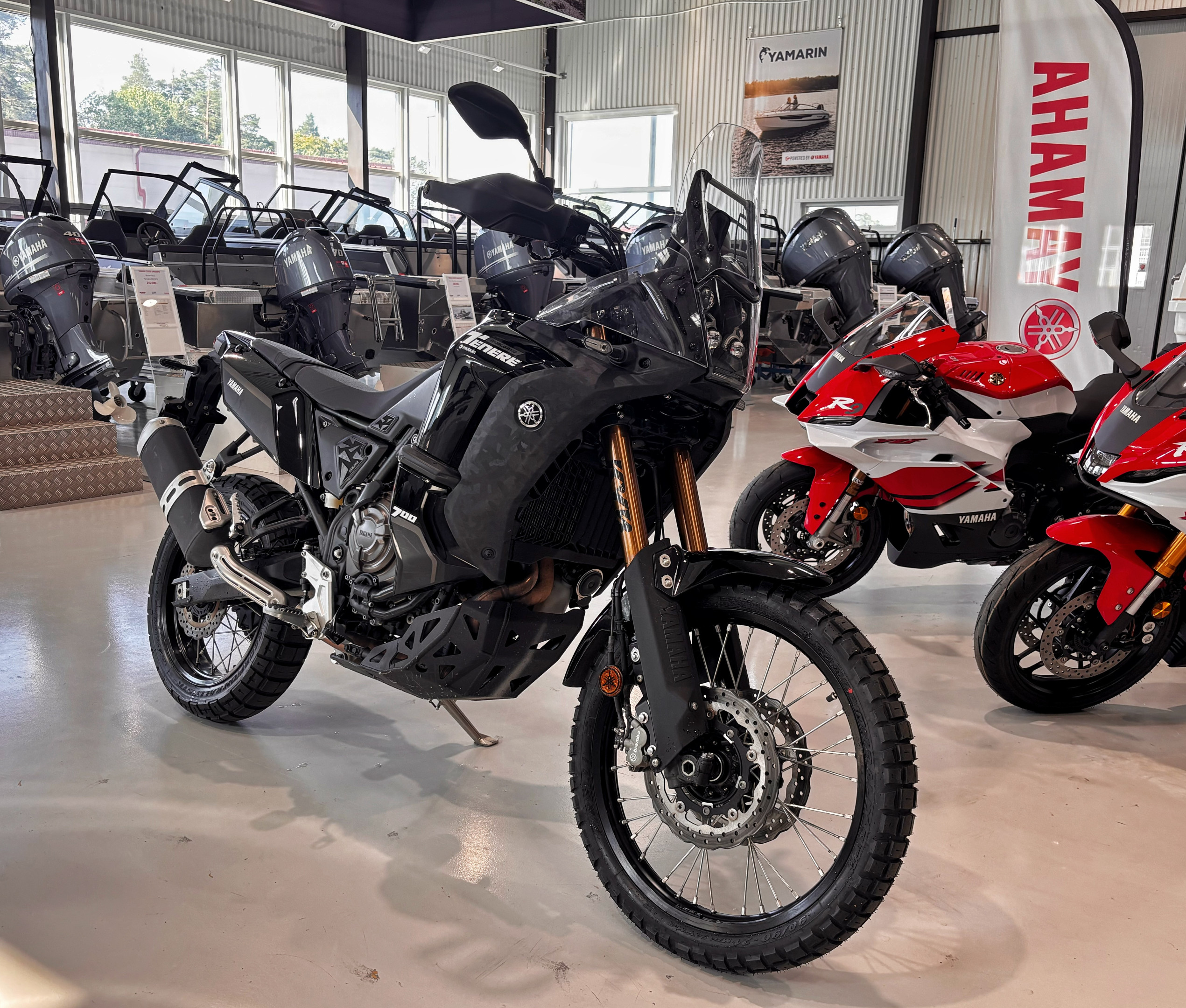 Produktbild 1 - Yamaha Tenere 700 World Raid Black Metalic 2022