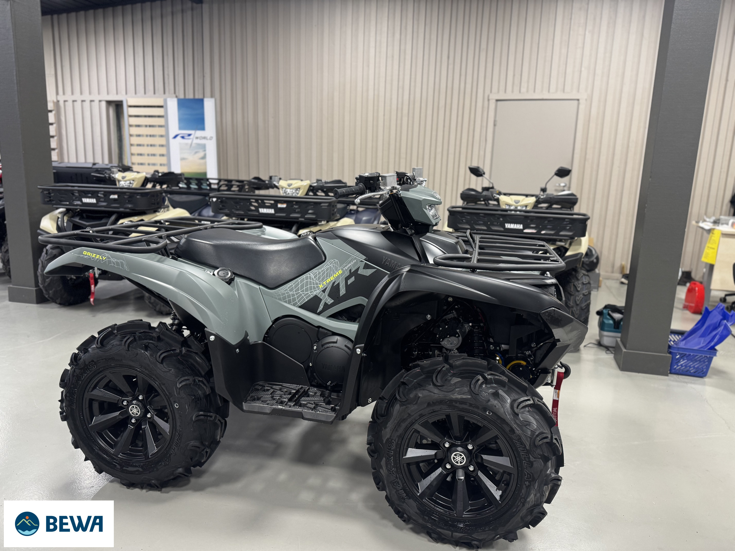 Produktbild 1 - Yamaha GRIZZLY 700 EPS XTR -26 BLACK/GREY 2026