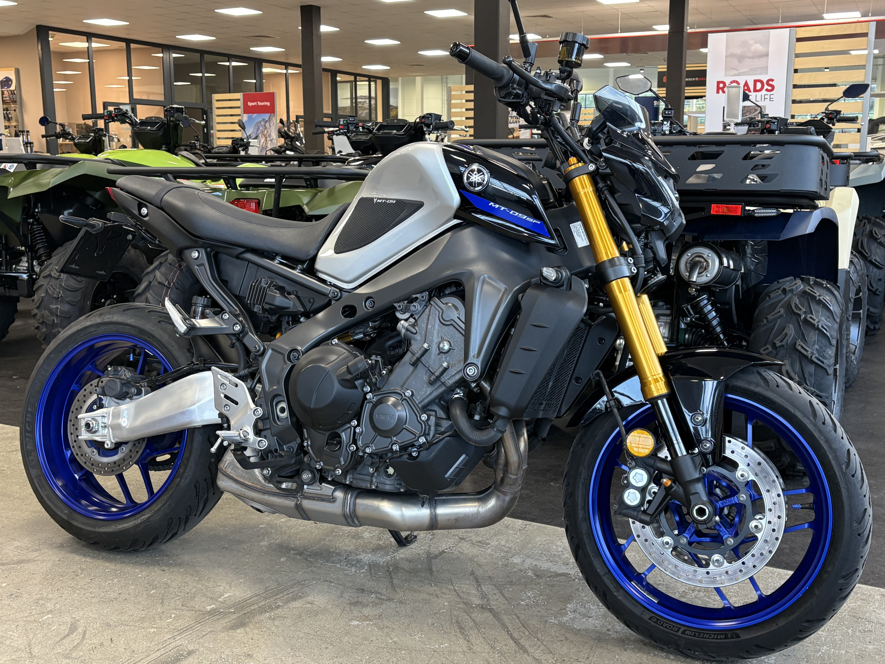 Produktbild 1 - Yamaha MT-09 SP Nyservad  2022