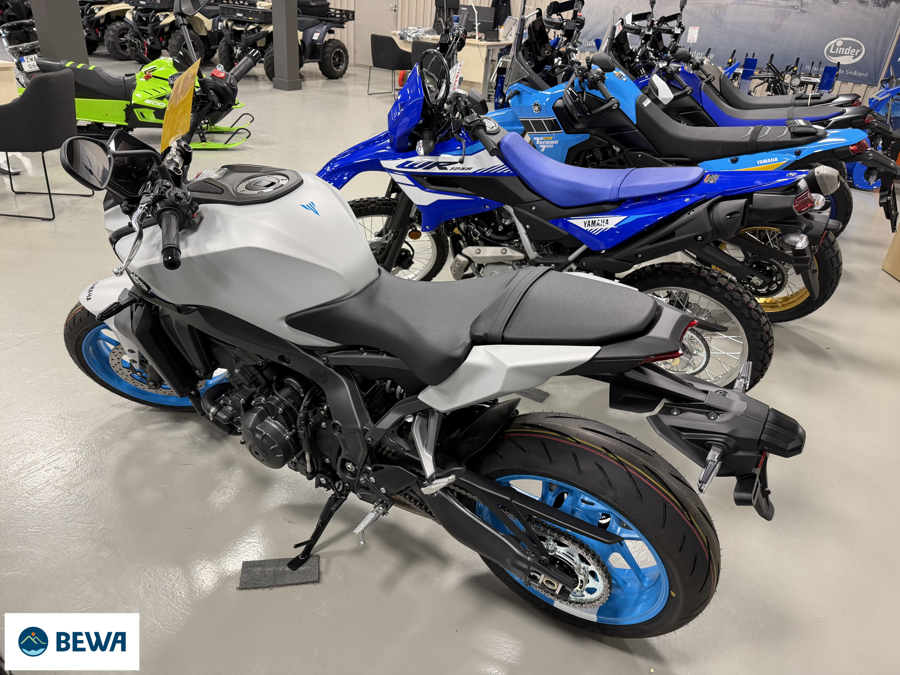 Produktbild 1 - Yamaha MT-09 Ice storm *Kampanj 2025