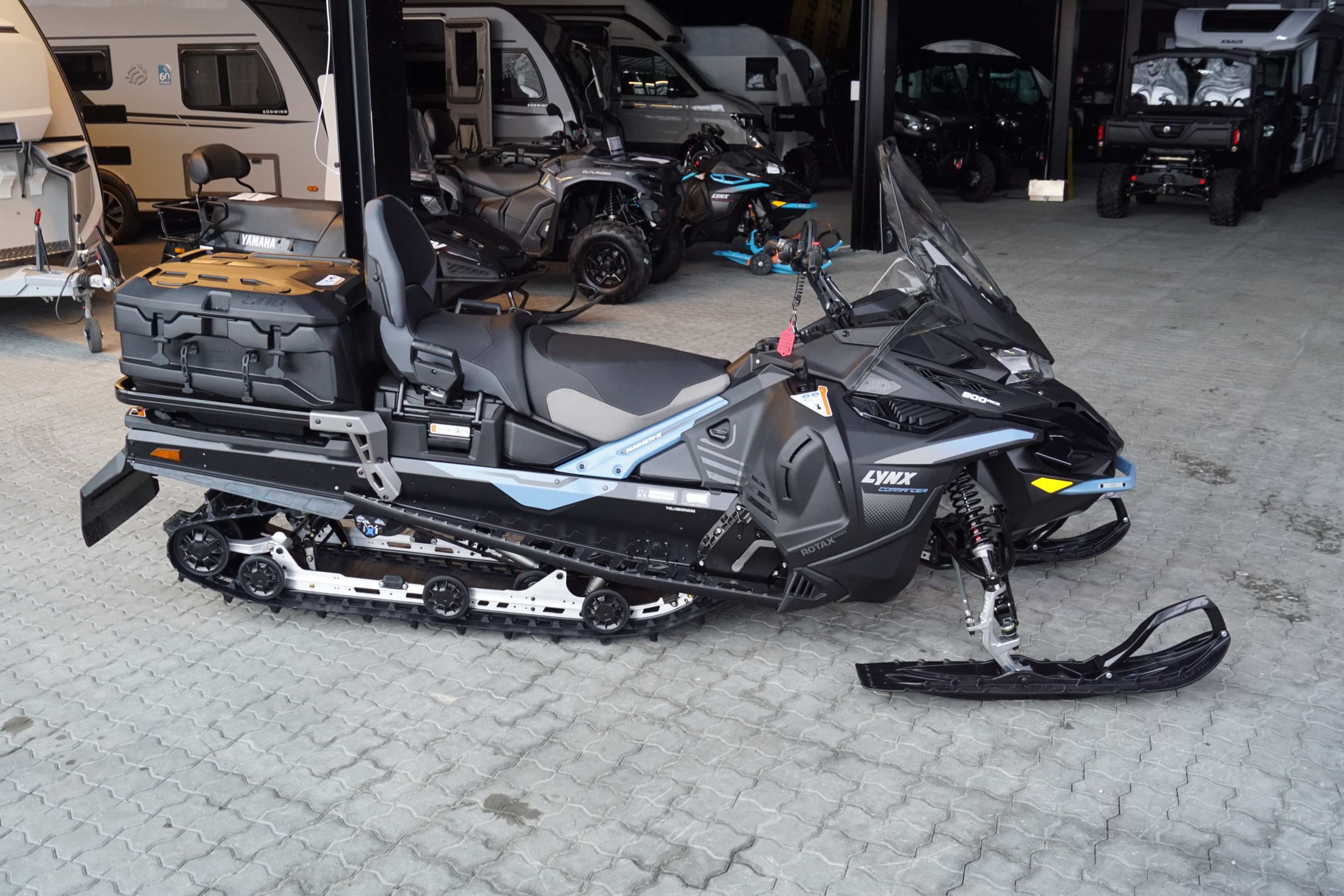 [general.product.image.short] 1 - Lynx Commander Standard 900 ACE [LHSB] 2025