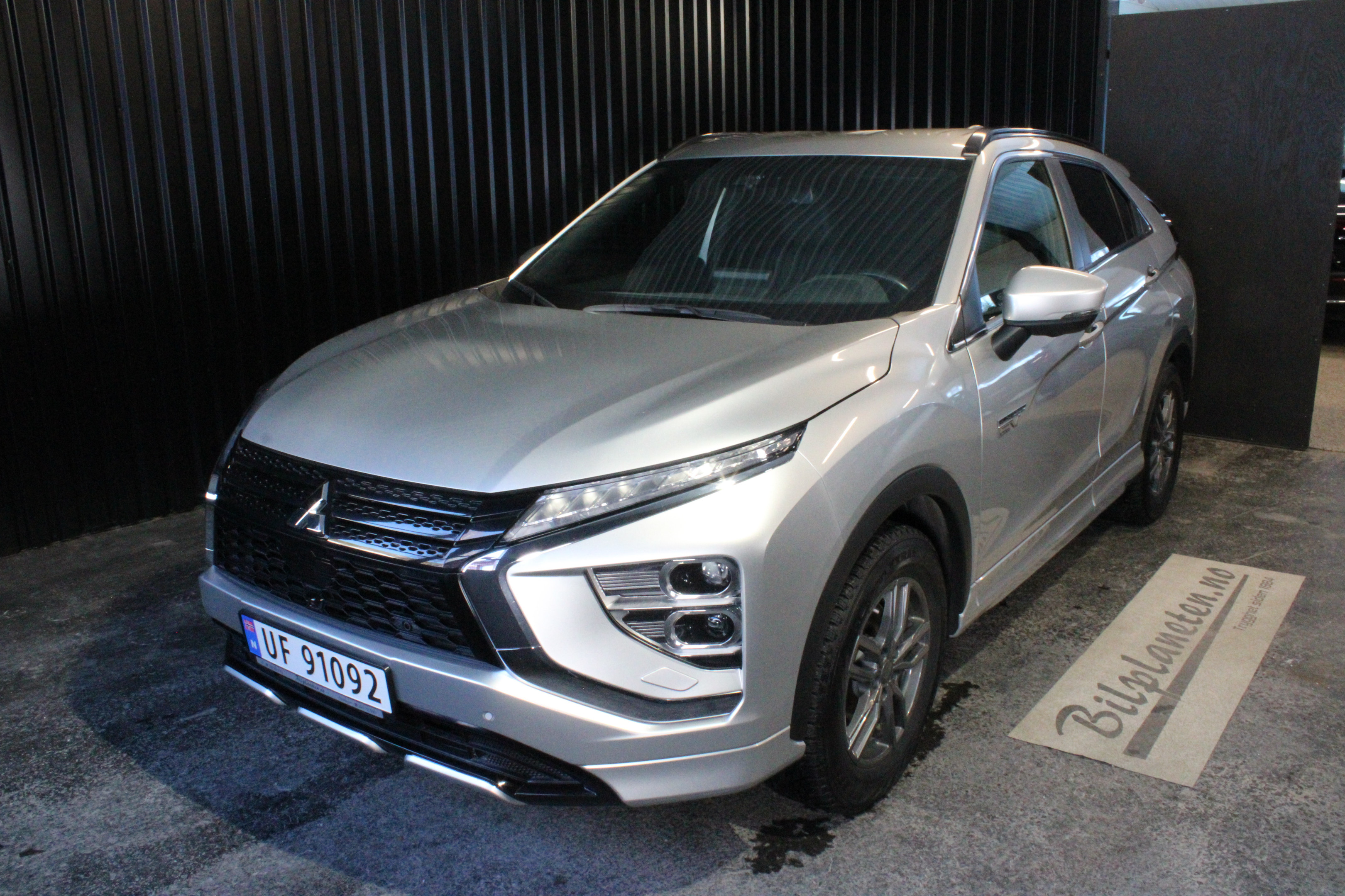[general.product.image.short] 1 - Mitsubishi Eclipse Cross PHEV S-AWC 2021