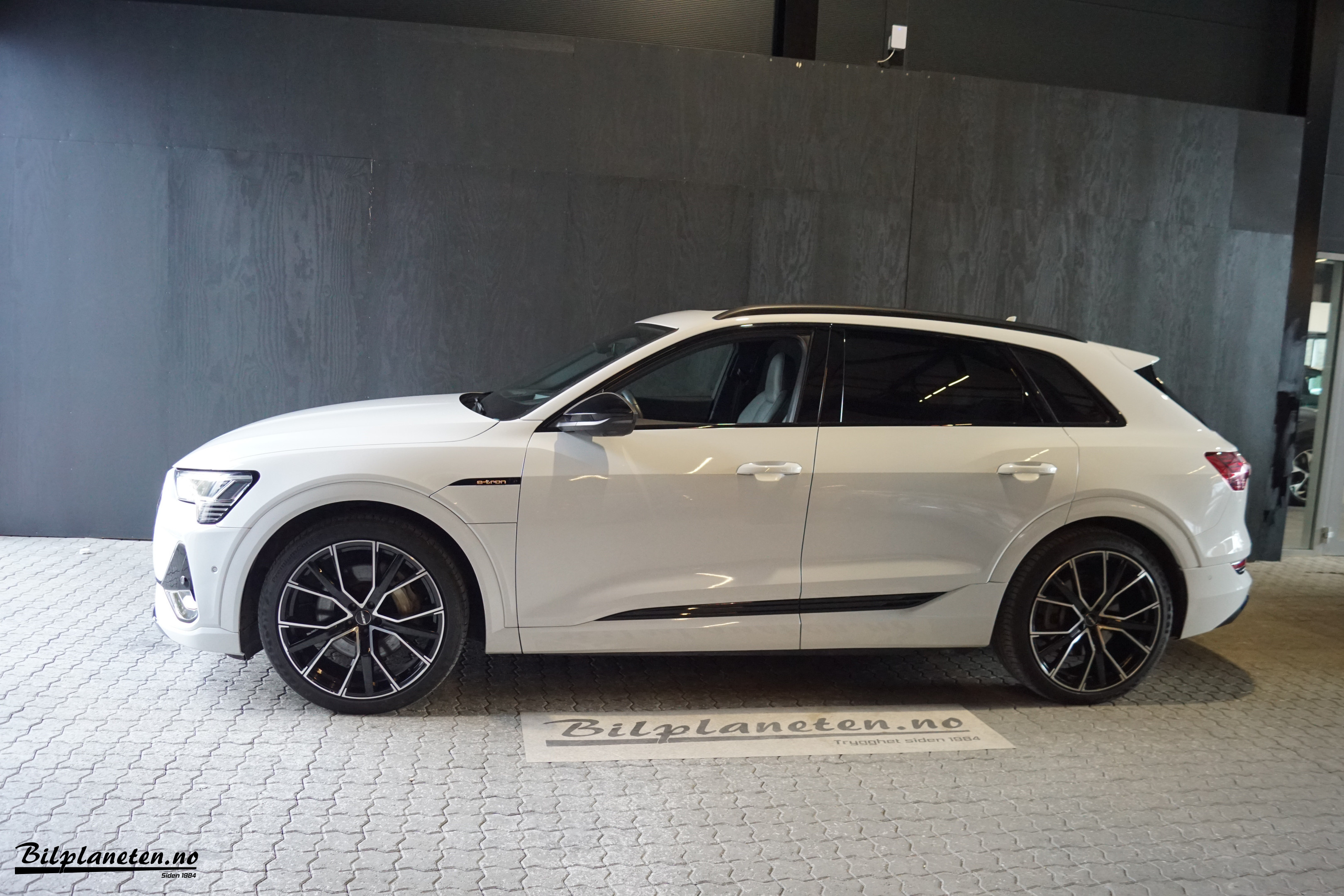 [general.product.image.short] 1 - Audi E-tron 55 S-line Sport 2020