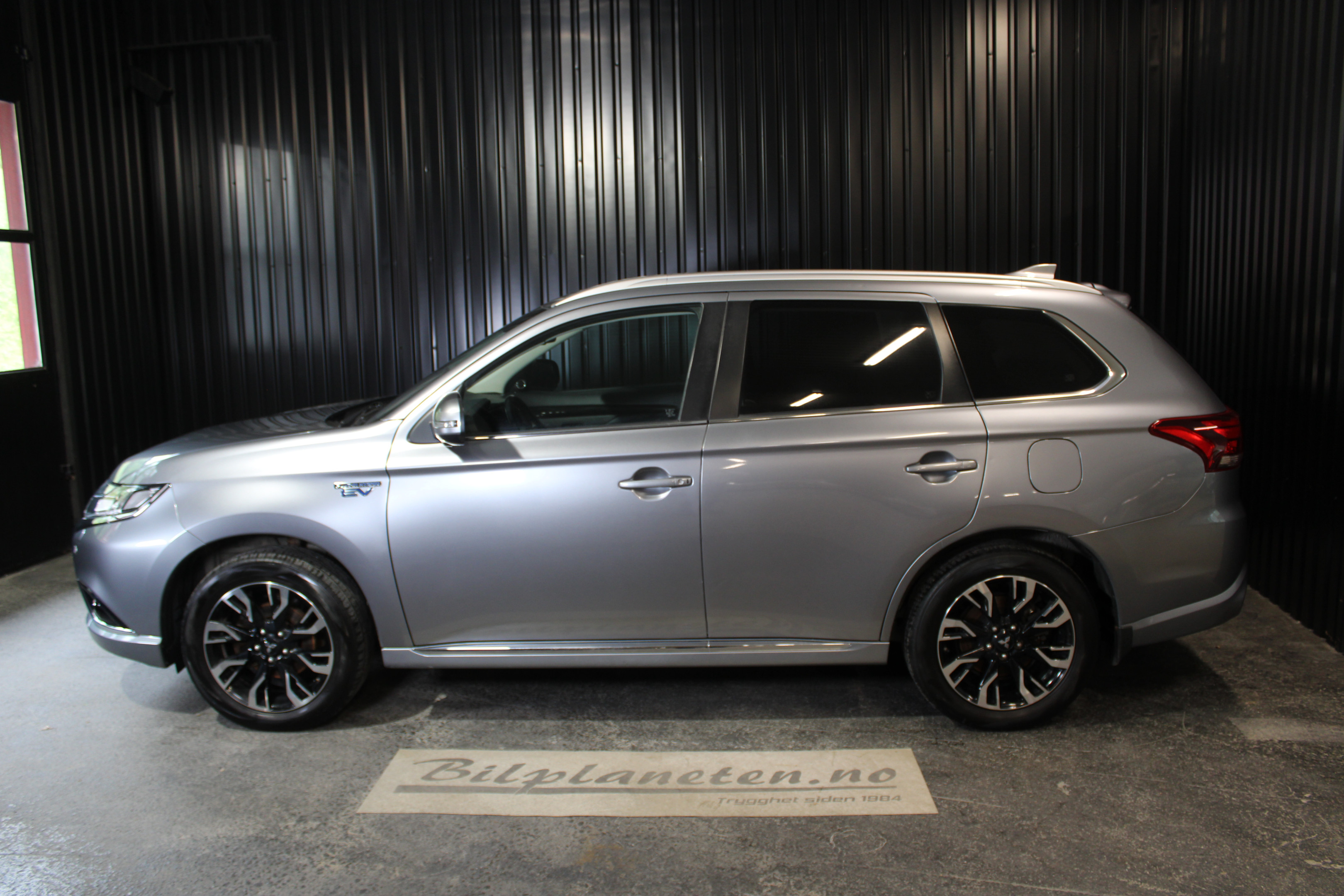 [general.product.image.short] 1 - Mitsubishi Mitsubishi Outlander 2017