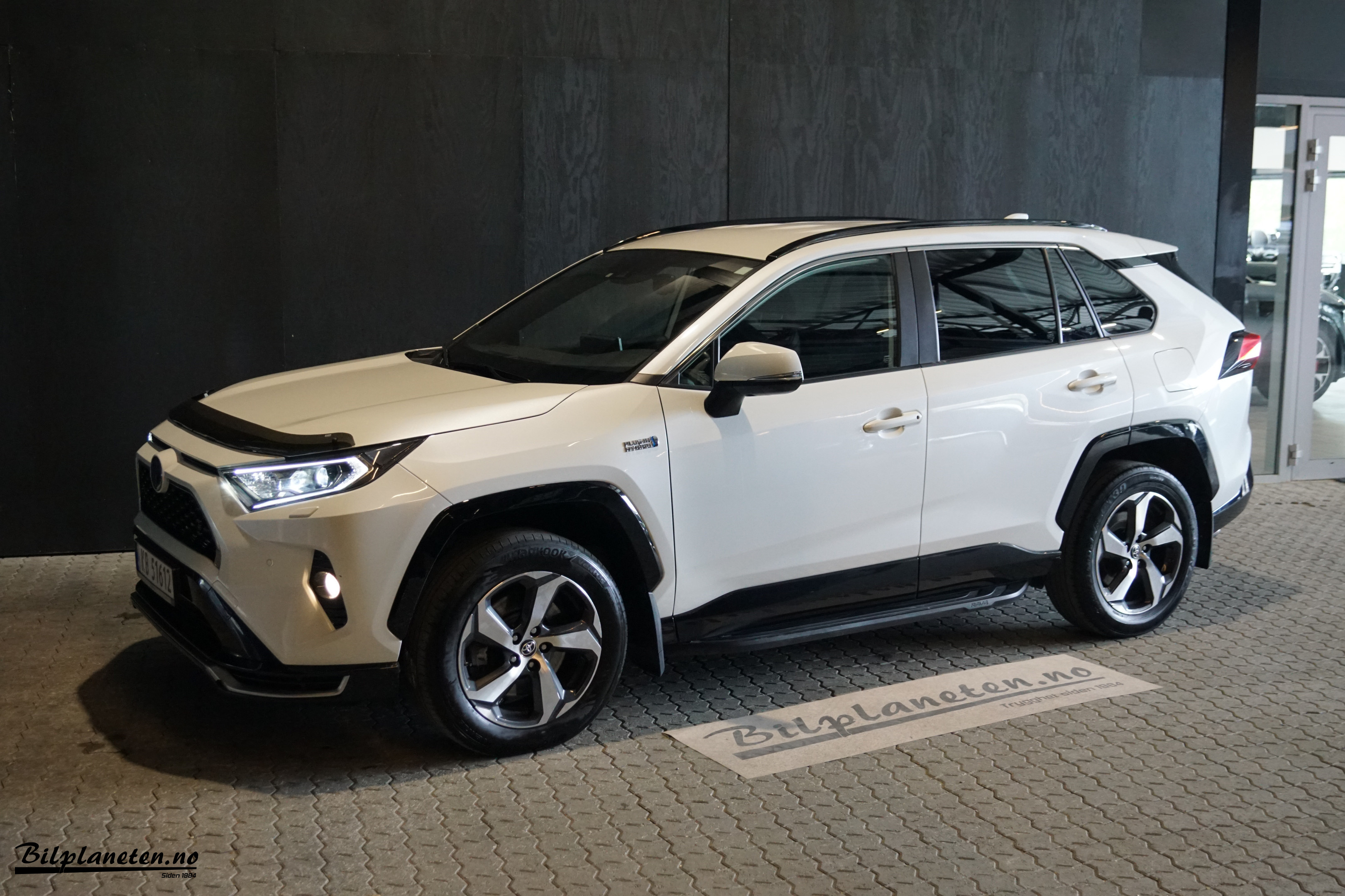 [general.product.image.short] 1 - Toyota RAV4 Plug-in Hybrid 4WD 2021