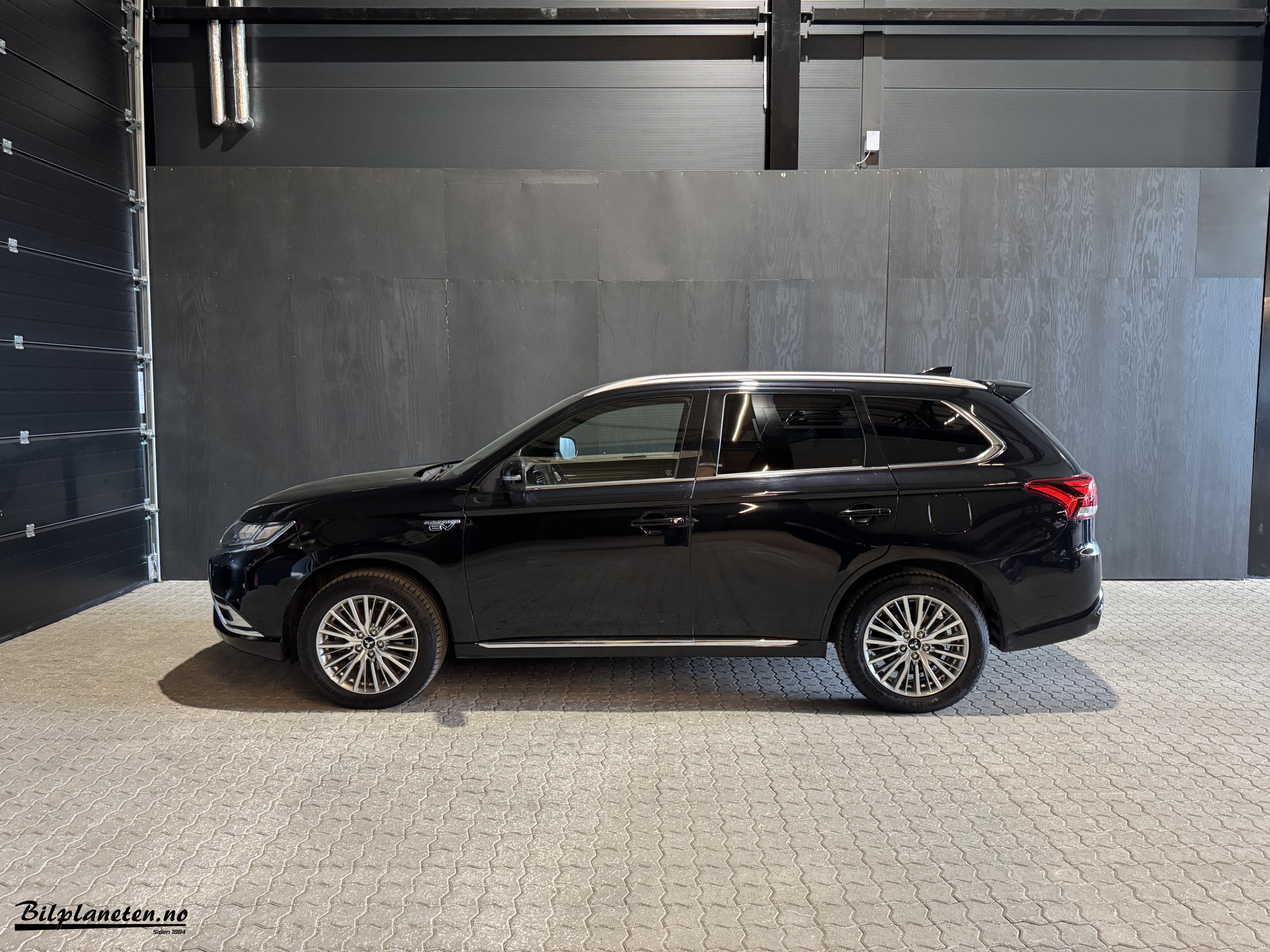 [general.product.image.short] 1 - Mitsubishi Mitsubishi Outlander 2020