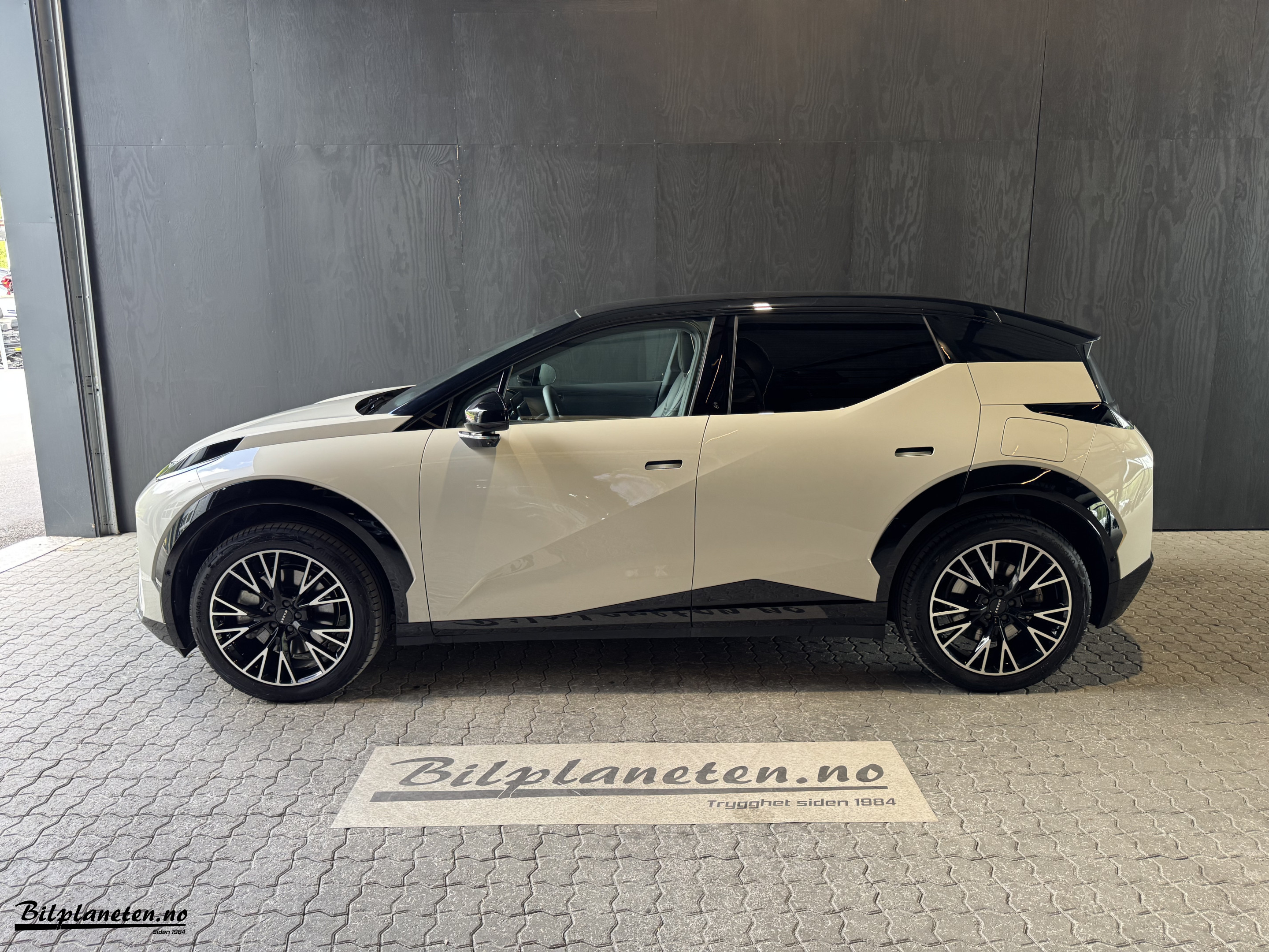 [general.product.image.short] 1 - Zeekr X Privilege 4wd 2025
