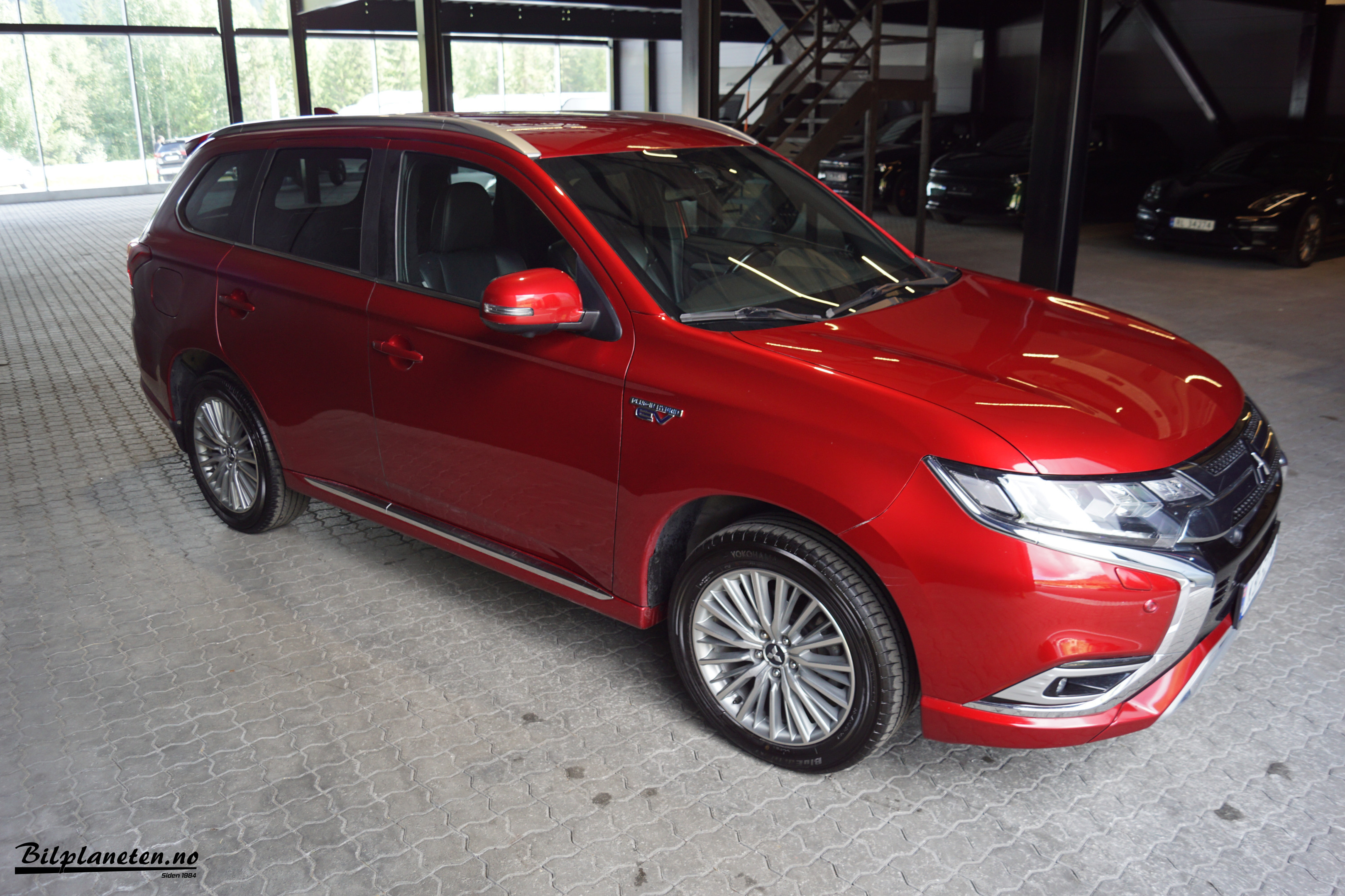 [general.product.image.short] 1 - Mitsubishi Outlander Instyle + 2020