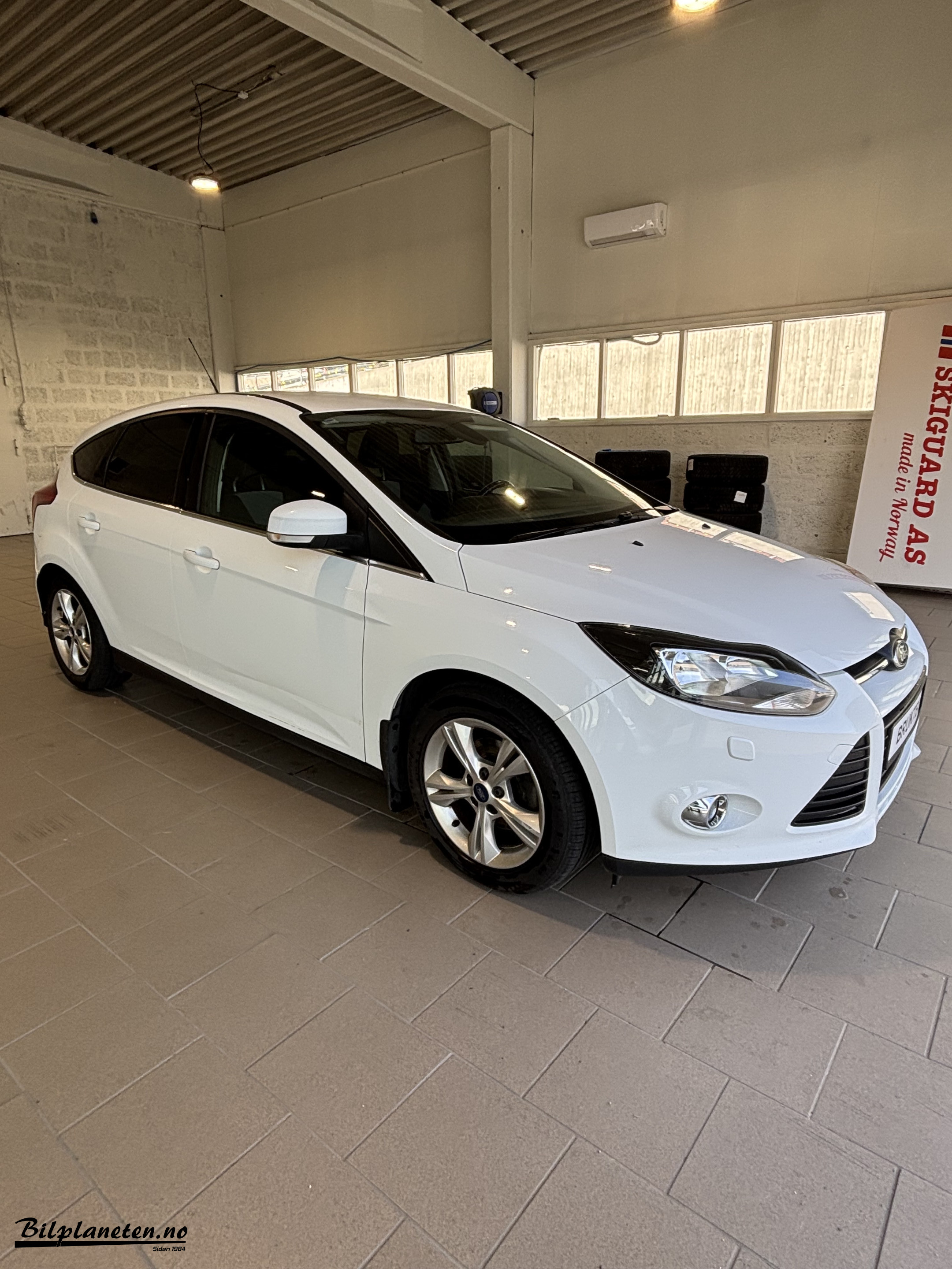 [general.product.image.short] 1 - Ford FOCUS 2012
