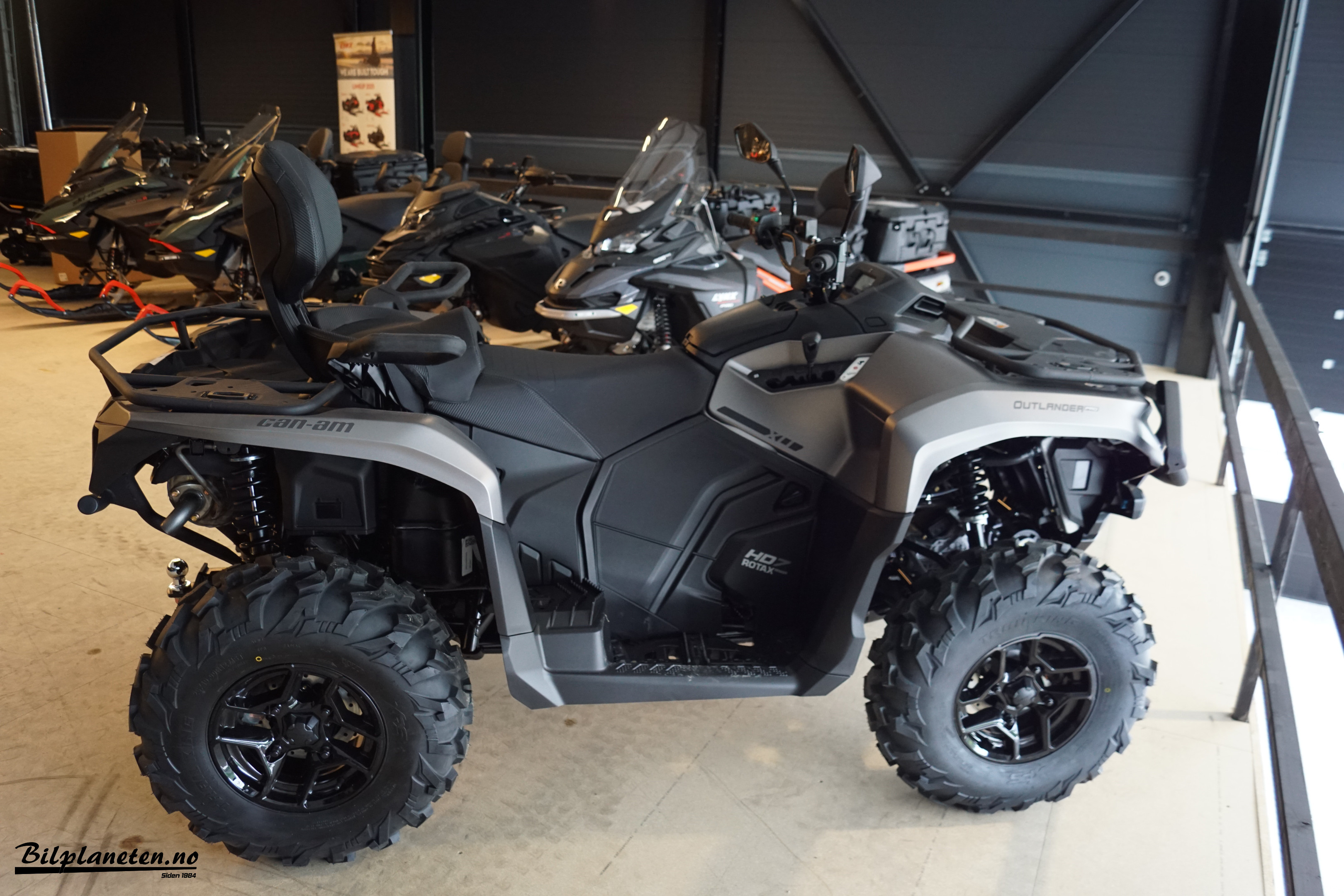 [general.product.image.short] 1 - Can-Am Outlander MAX PRO HD7 XU 2026