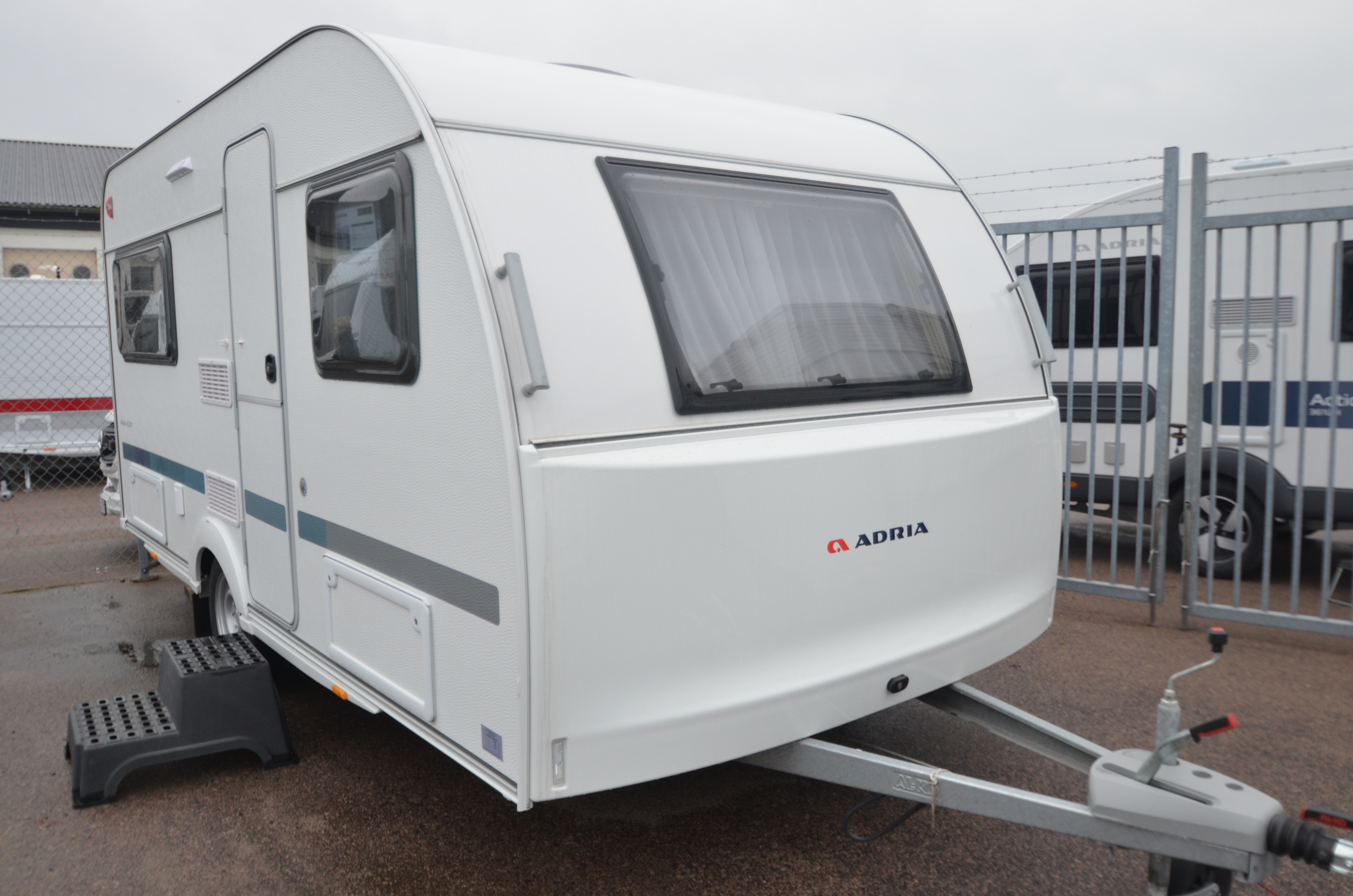Produktbild 1 - Adria Aviva  422 PY 2024
