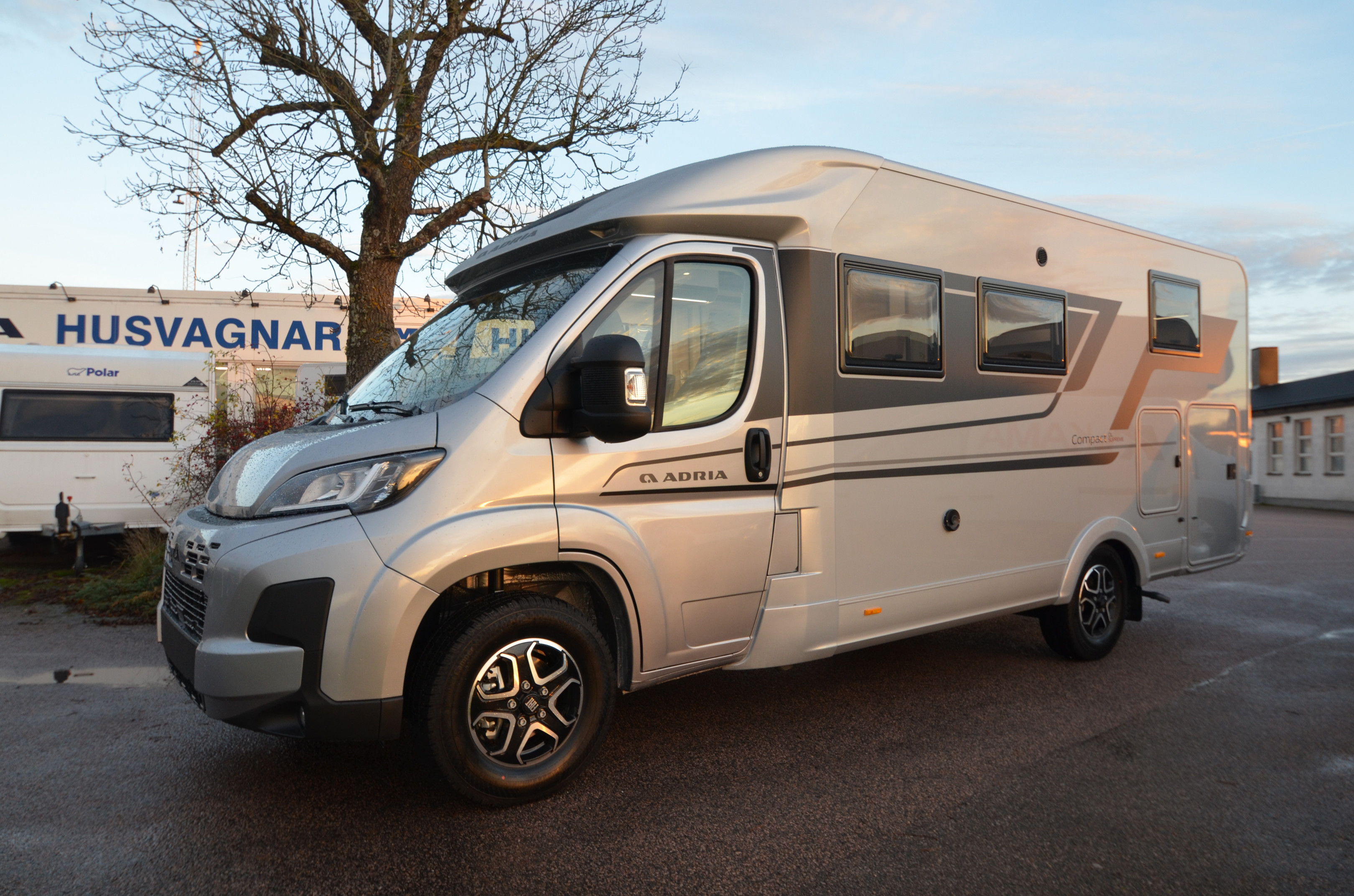 Produktbild 1 - Adria COMPACT SUPREME DL - Fiat MultiJet3 180HP (1