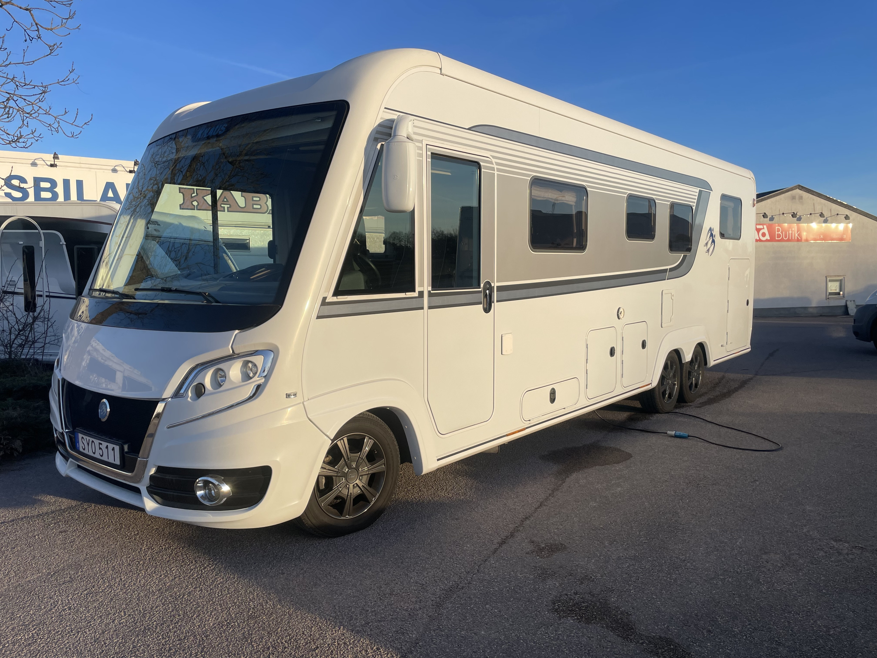 Produktbild 1 - Knaus 900 leg (hydraulben, solcell, kamkedja) 2016