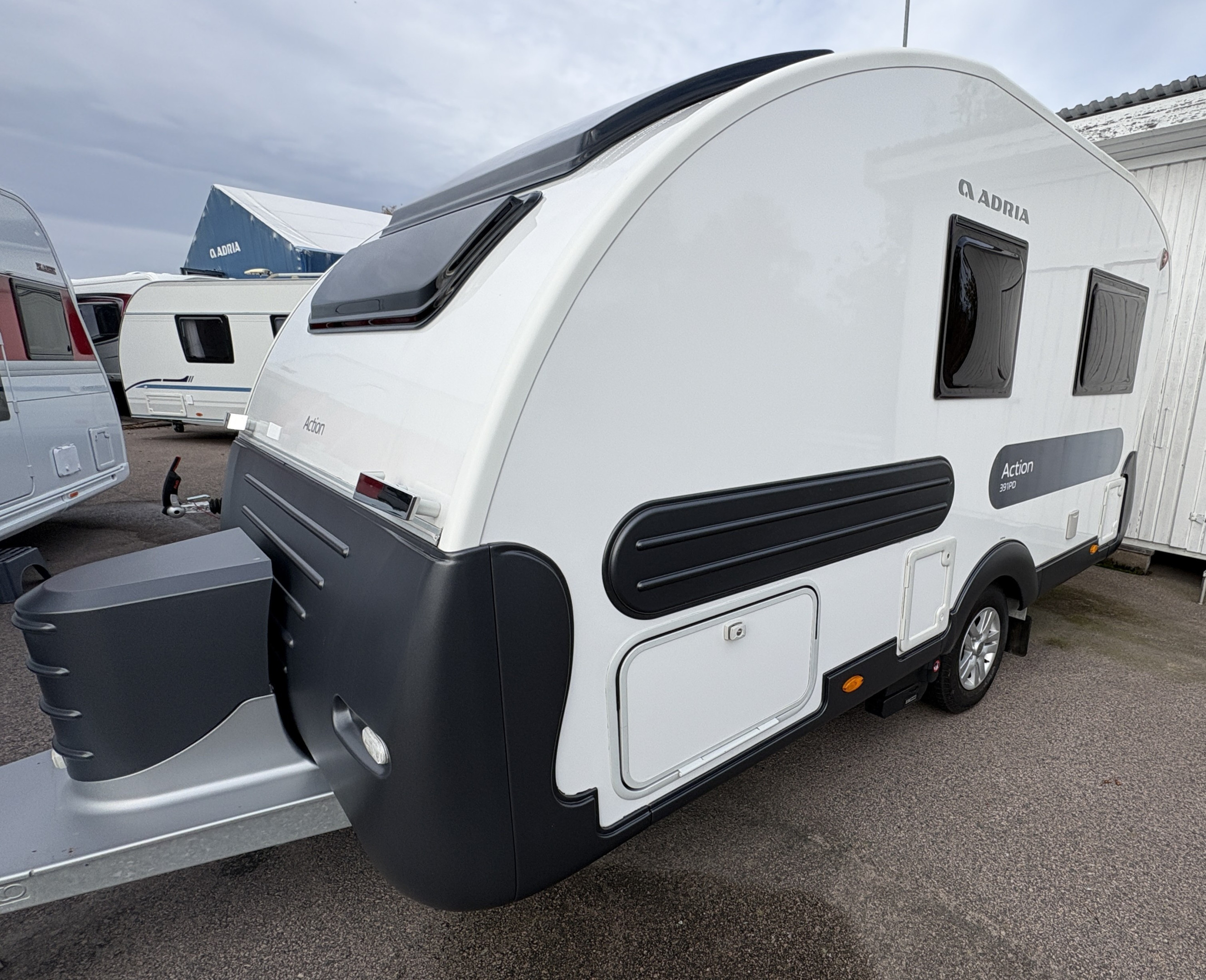 Produktbild 1 - Adria ACTION 391PD (solcell, mover) 2020