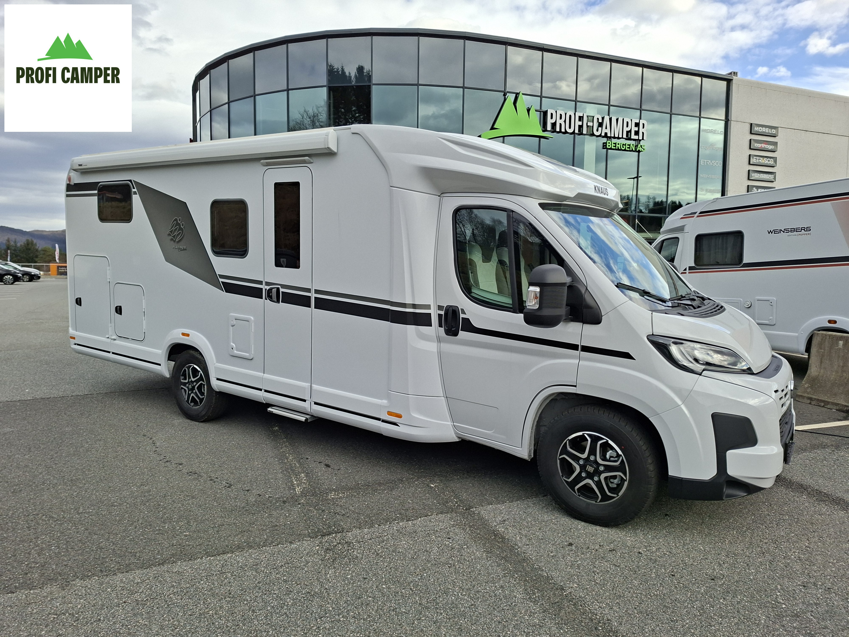 [general.product.image.short] 1 - Knaus L!VE TI 700 MEG PLATINUM SELECTION 2026